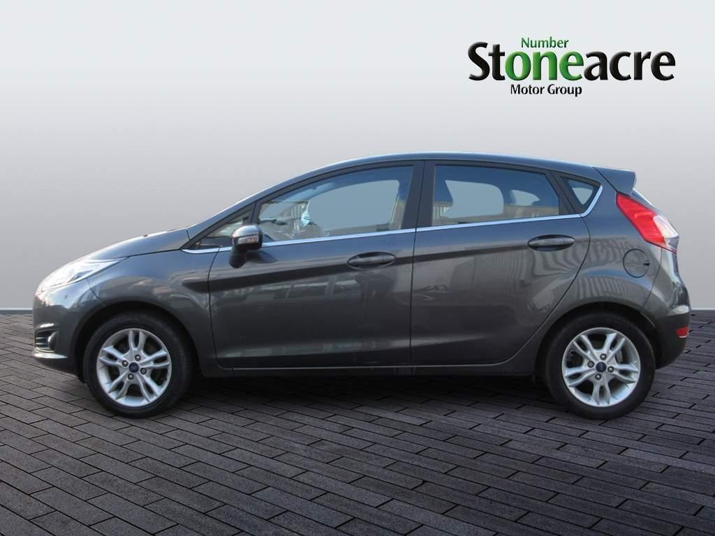 Ford Fiesta 1.25 Zetec Hatchback 5dr Petrol Manual Euro 6 (82 ps) (BW66XWC) image 5