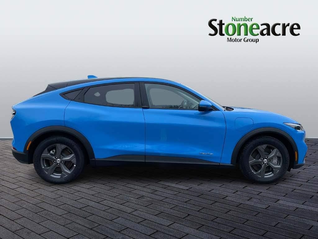 Ford Mustang Mach-E 75kWh Standard Range SUV 5dr Electric Auto (269 ps) (YR73DYY) image 1