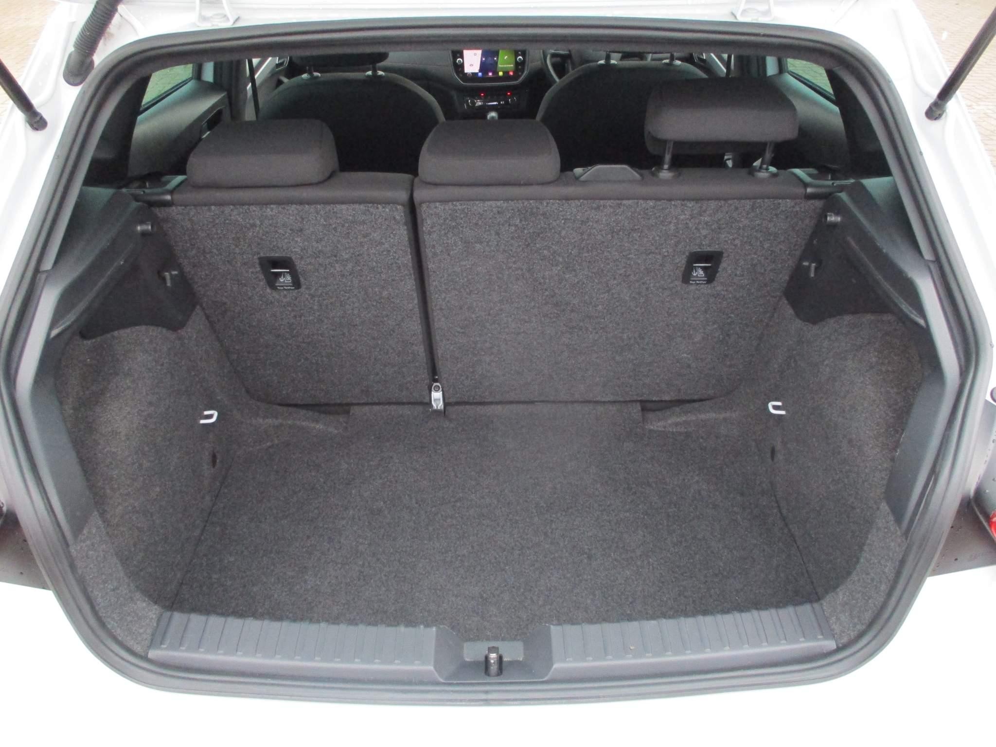 SEAT Ibiza 1.0 TSI FR Hatchback 5dr Petrol DSG Euro 6 (s/s) (110 ps) (GD21HXG) image 17