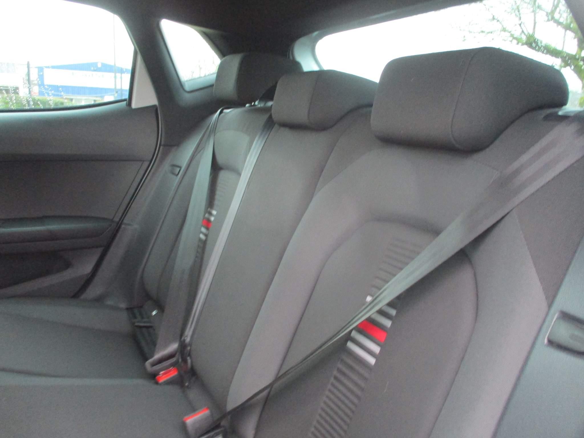 SEAT Ibiza 1.0 TSI FR Hatchback 5dr Petrol DSG Euro 6 (s/s) (110 ps) (GD21HXG) image 18