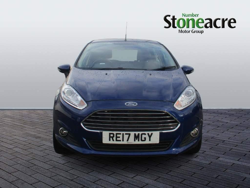 Ford Fiesta 1.25 Zetec Hatchback 5dr Petrol Manual Euro 6 (82 ps) (RE17MGY) image 2