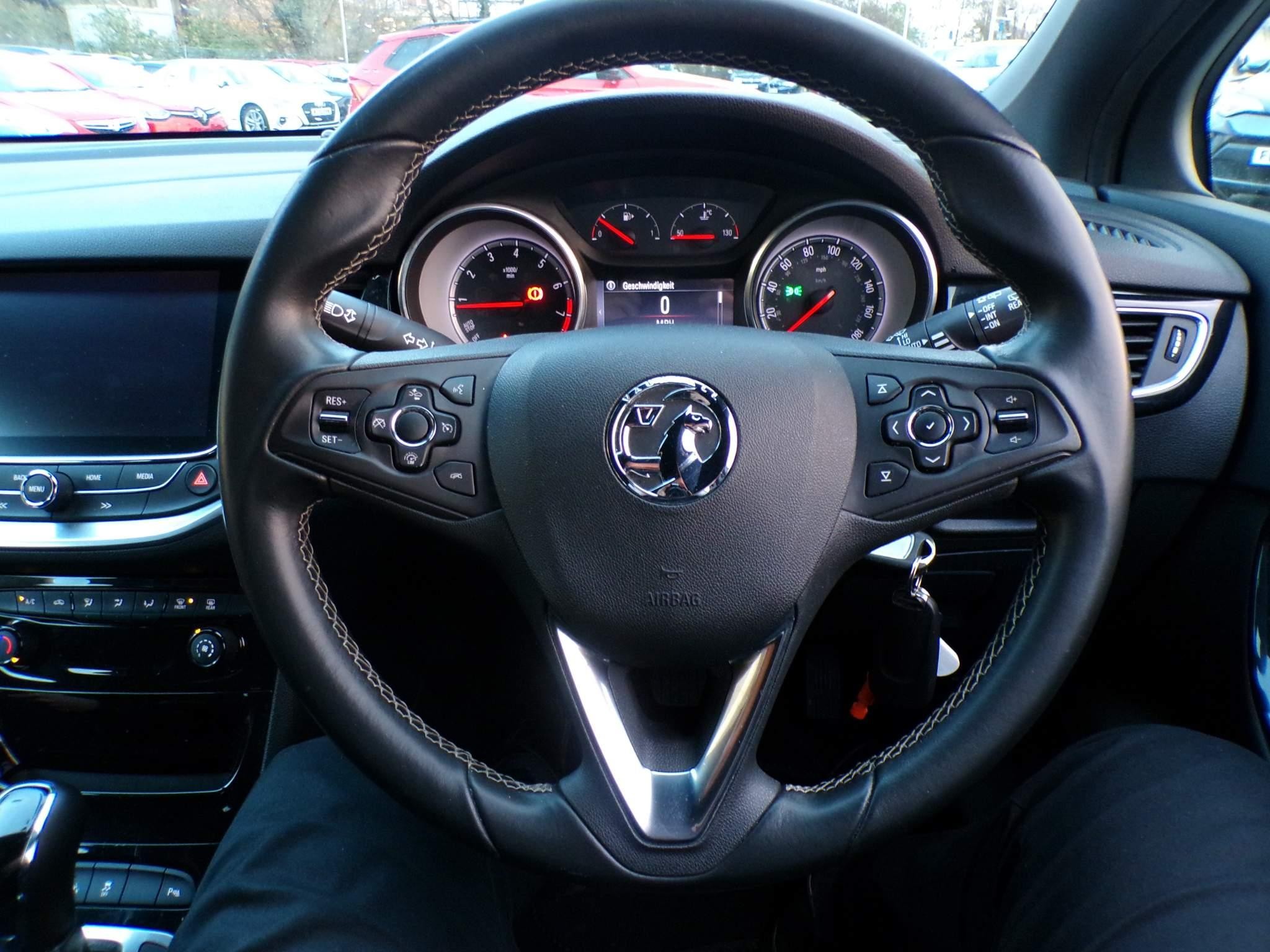 Vauxhall Astra 1.4T 16V 150 SRi Nav 5dr Auto (FC16DWP) image 16