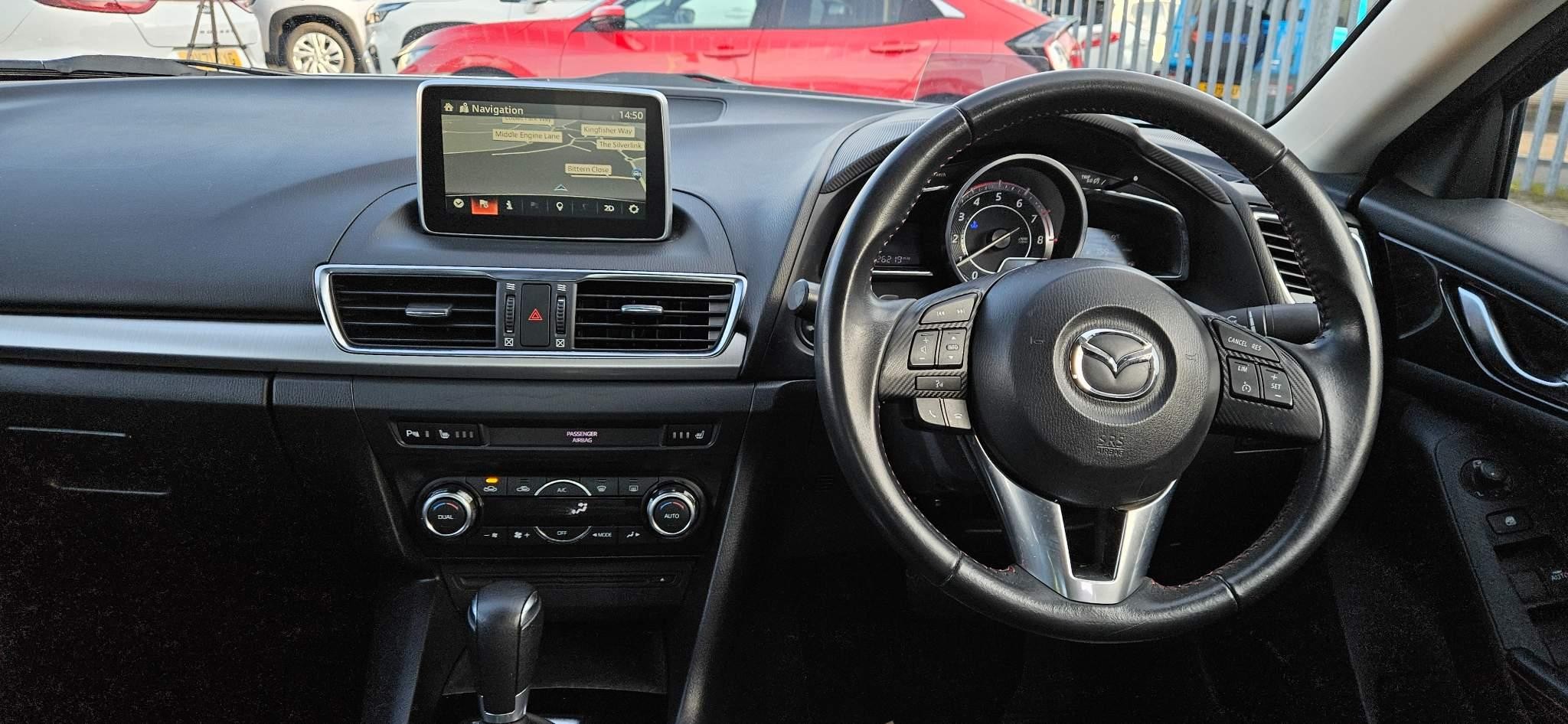 Mazda Mazda3 2.0 SKYACTIV-G Sport Nav Fastback 4dr Petrol Auto Euro 5 (s/s) (120 ps) (VO14WCG) image 11
