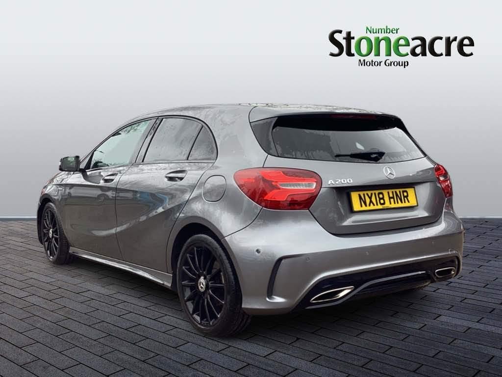 Mercedes-Benz A-Class 1.6 A200 WhiteArt Hatchback 5dr Petrol 7G-DCT Euro 6 (s/s) (156 ps) (NX18HNR) image 4