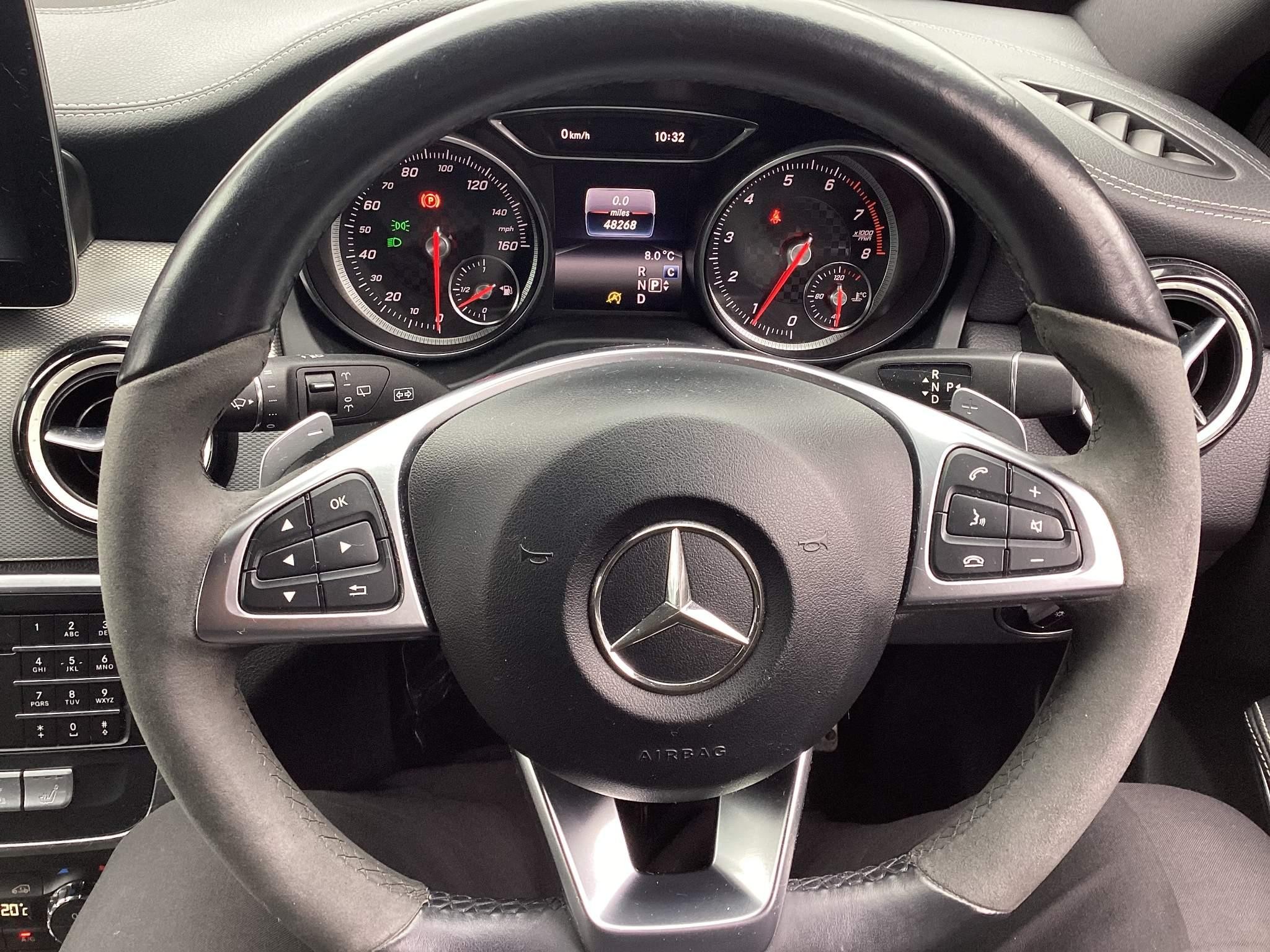 Mercedes-Benz A-Class 1.6 A200 WhiteArt Hatchback 5dr Petrol 7G-DCT Euro 6 (s/s) (156 ps) (NX18HNR) image 16