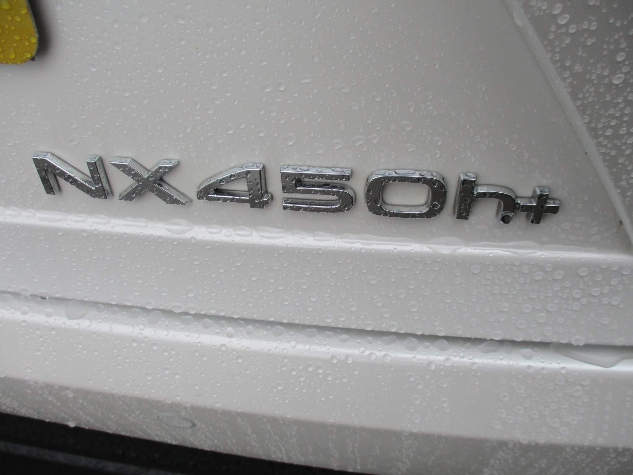 Lexus NX 450h+ 2.5 5dr Premium Plus Pack/Sunroof (WP72KDU) image 40