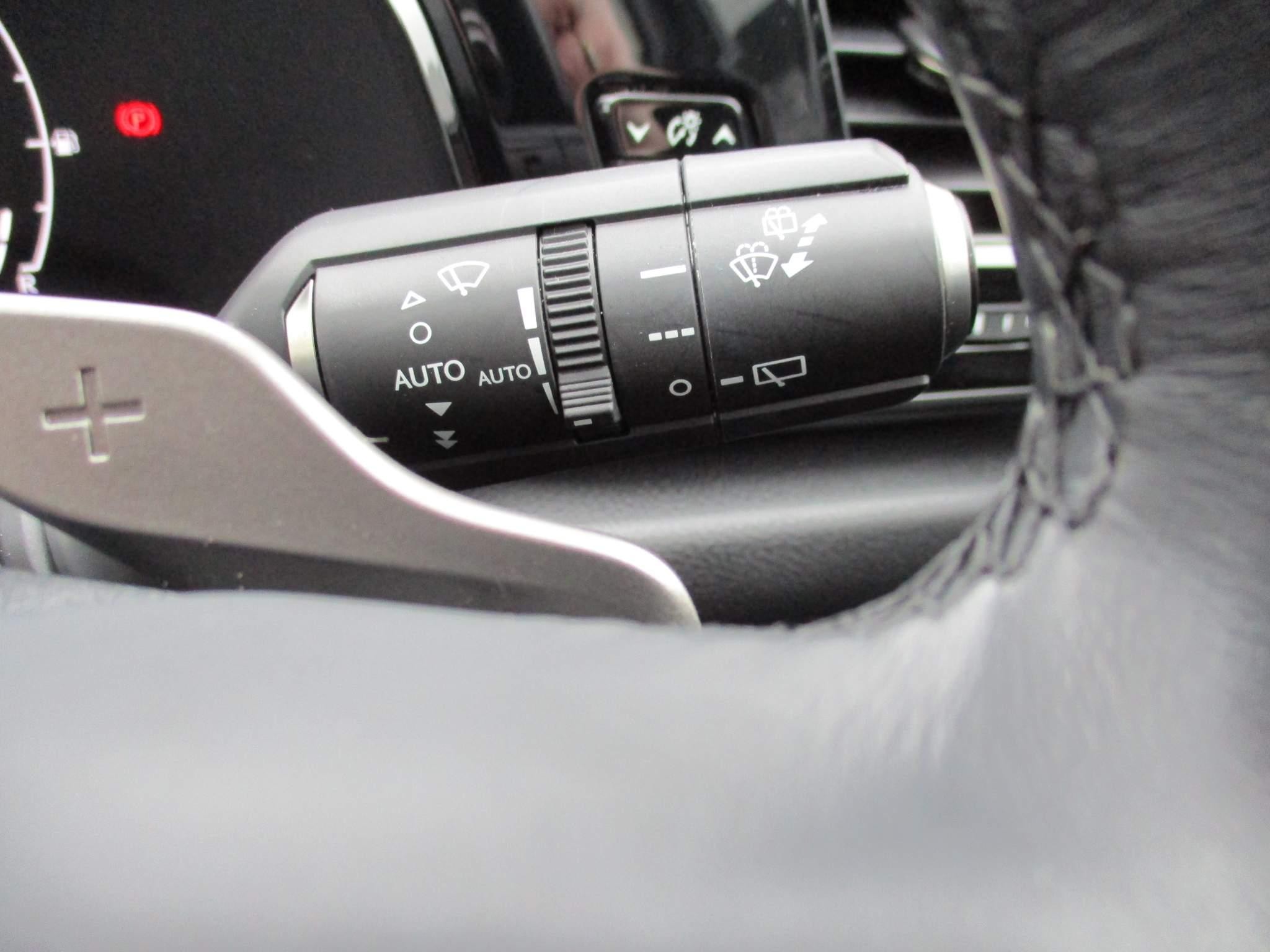 Lexus NX 450h+ 2.5 5dr Premium Plus Pack/Sunroof (GY72UUO) image 29