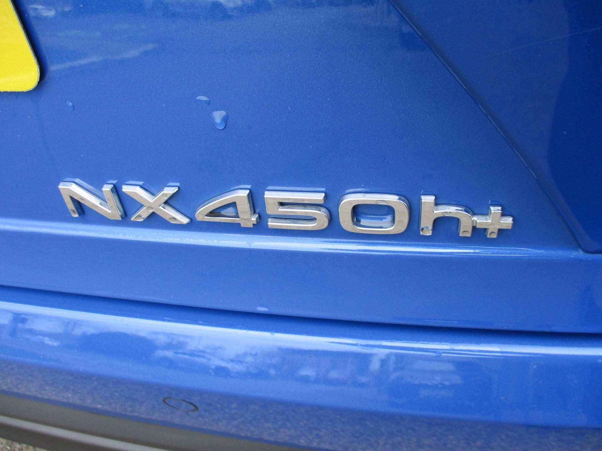 Lexus NX 450h+ 2.5 5dr Premium Plus Pack/Sunroof (GY72UUO) image 40