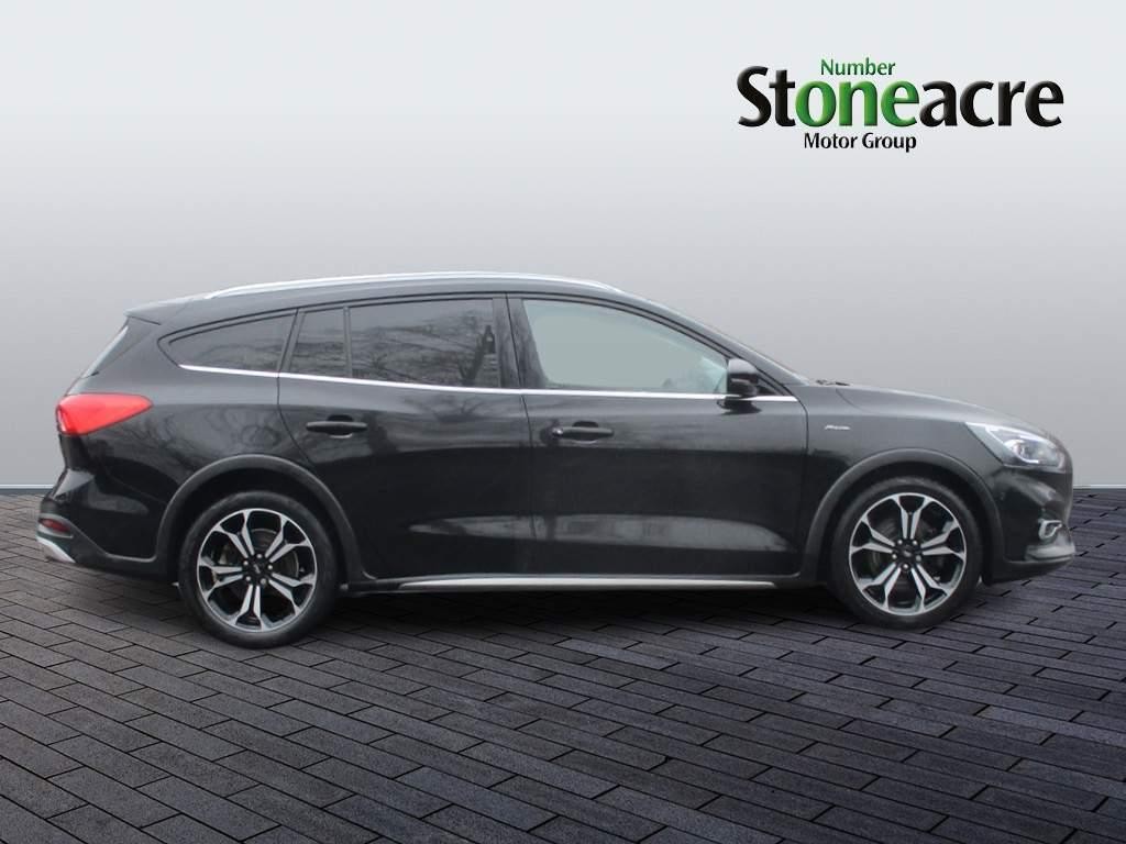 Ford Focus 1.0T EcoBoost MHEV Active X Vignale Edition Estate 5dr Petrol Manual Euro 6 (s/s) (155 ps) (NX21EKW) image 1