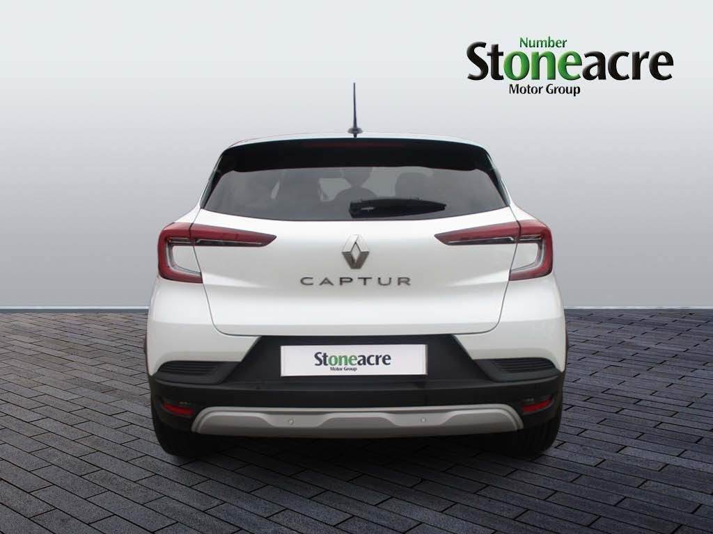 Renault Captur Iconic TCe 140 MY21.5 (YS71WUJ) image 3