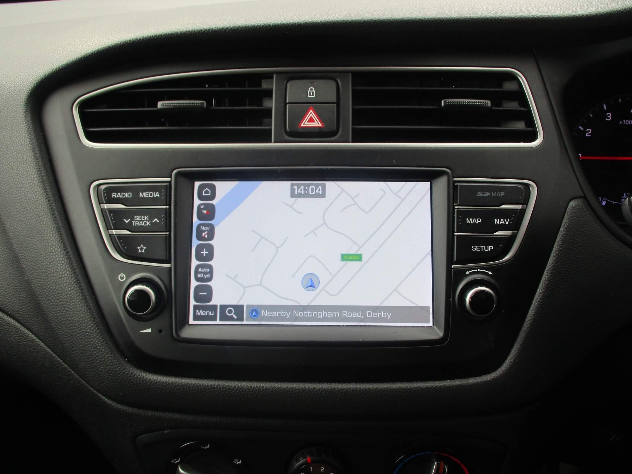 Hyundai i20 1.2 Play Hatchback 5dr Petrol Manual Euro 6 (s/s) (84 ps) (BV20TJU) image 22