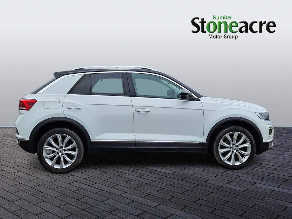Volkswagen T-Roc 2.0 TDI SEL SUV 5dr Diesel Manual 4Motion Euro 6 (s/s) (150 ps) (ND18ZPB) image 1