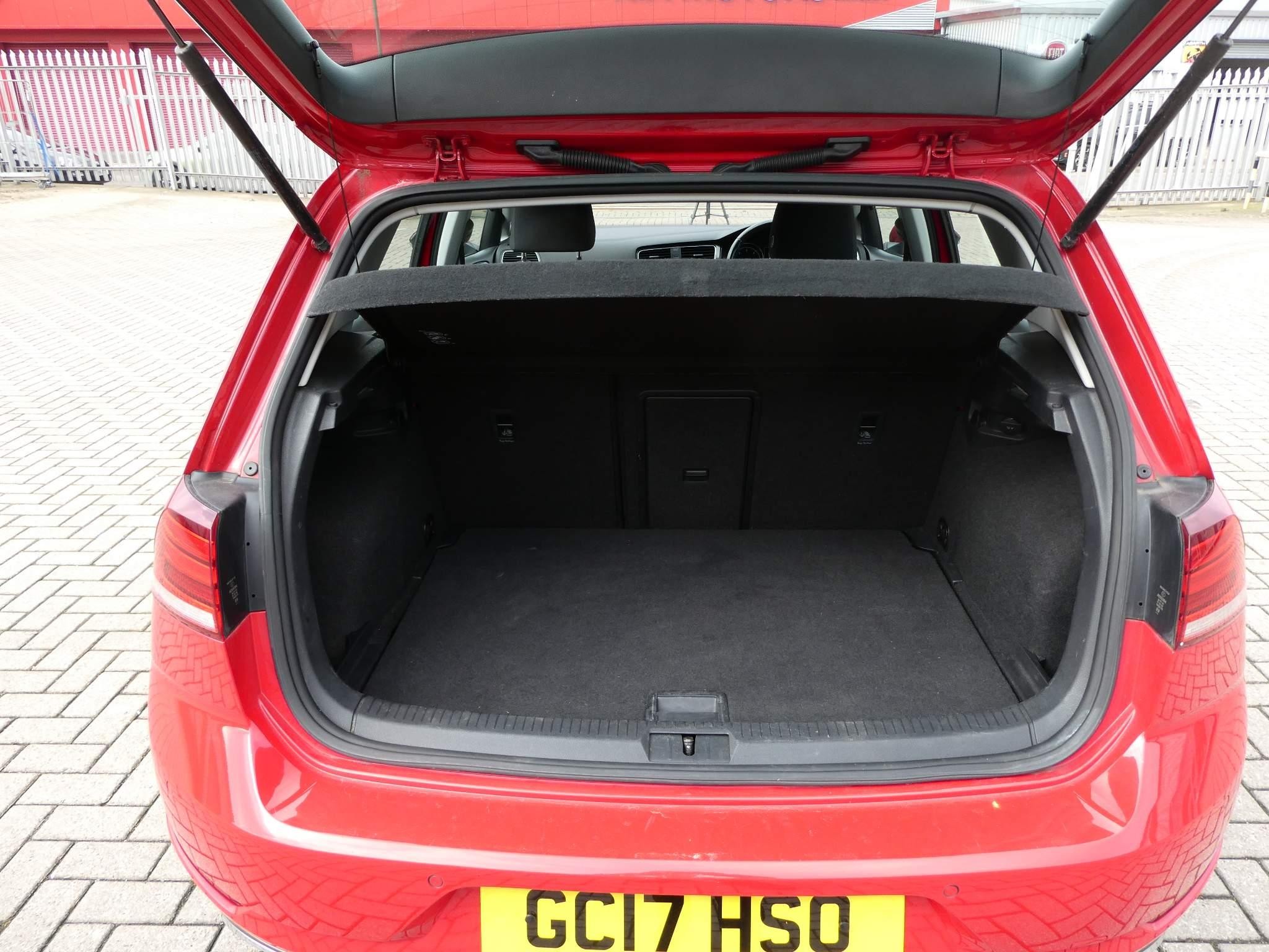 Volkswagen Golf 1.4 TSI BlueMotion Tech SE Nav Hatchback 5dr Petrol DSG Euro 6 (s/s) (125 ps) (GC17HSO) image 9