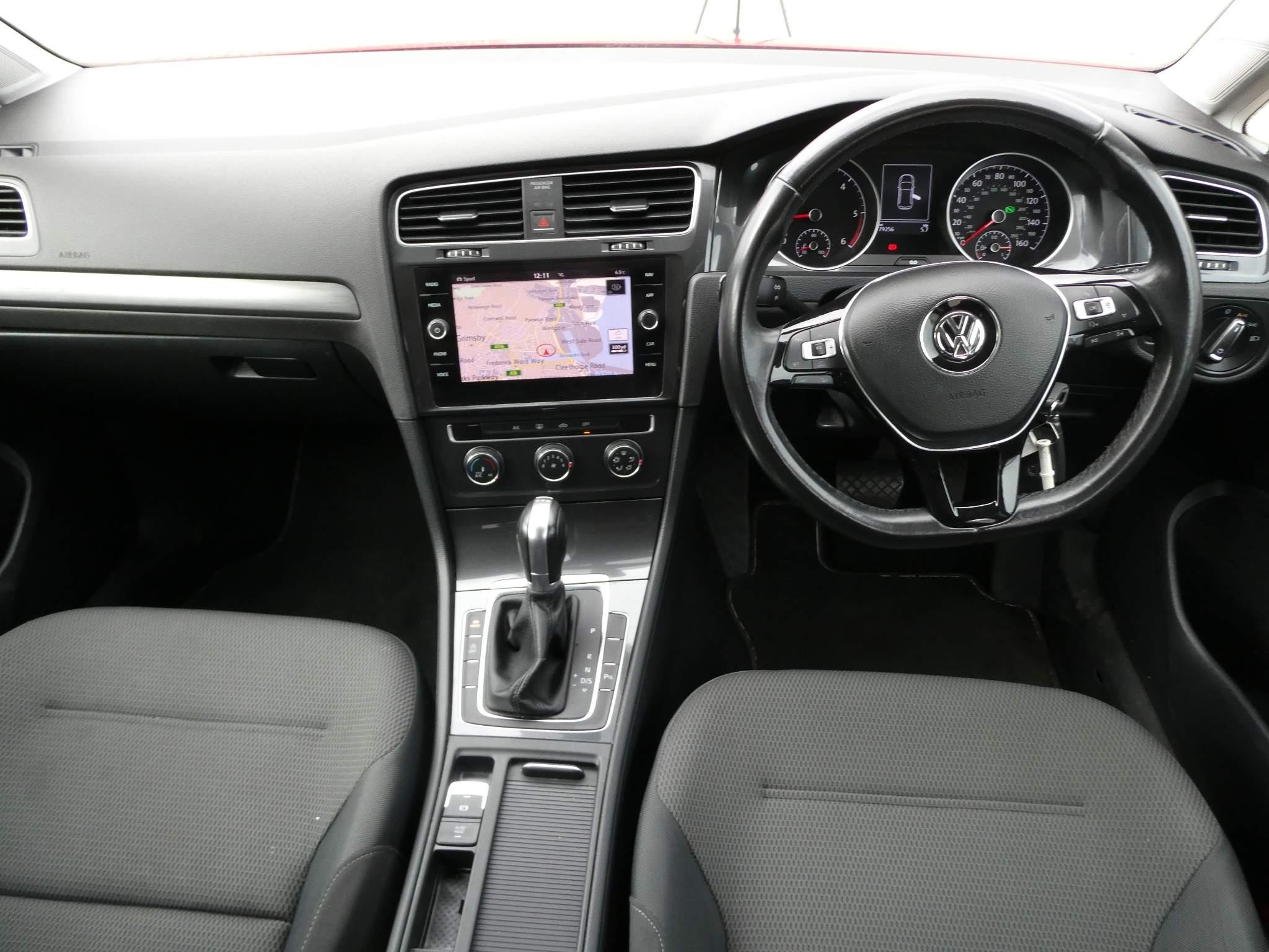 Volkswagen Golf 1.4 TSI BlueMotion Tech SE Nav Hatchback 5dr Petrol DSG Euro 6 (s/s) (125 ps) (GC17HSO) image 11