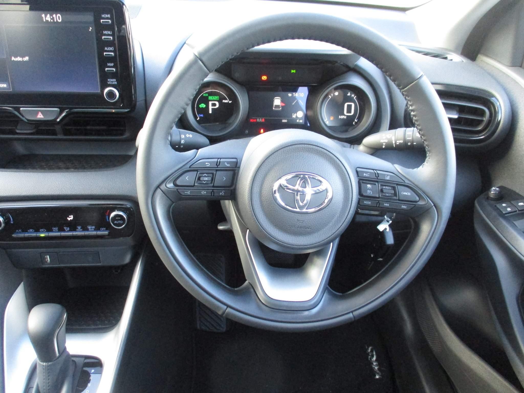 Toyota Yaris Image 19