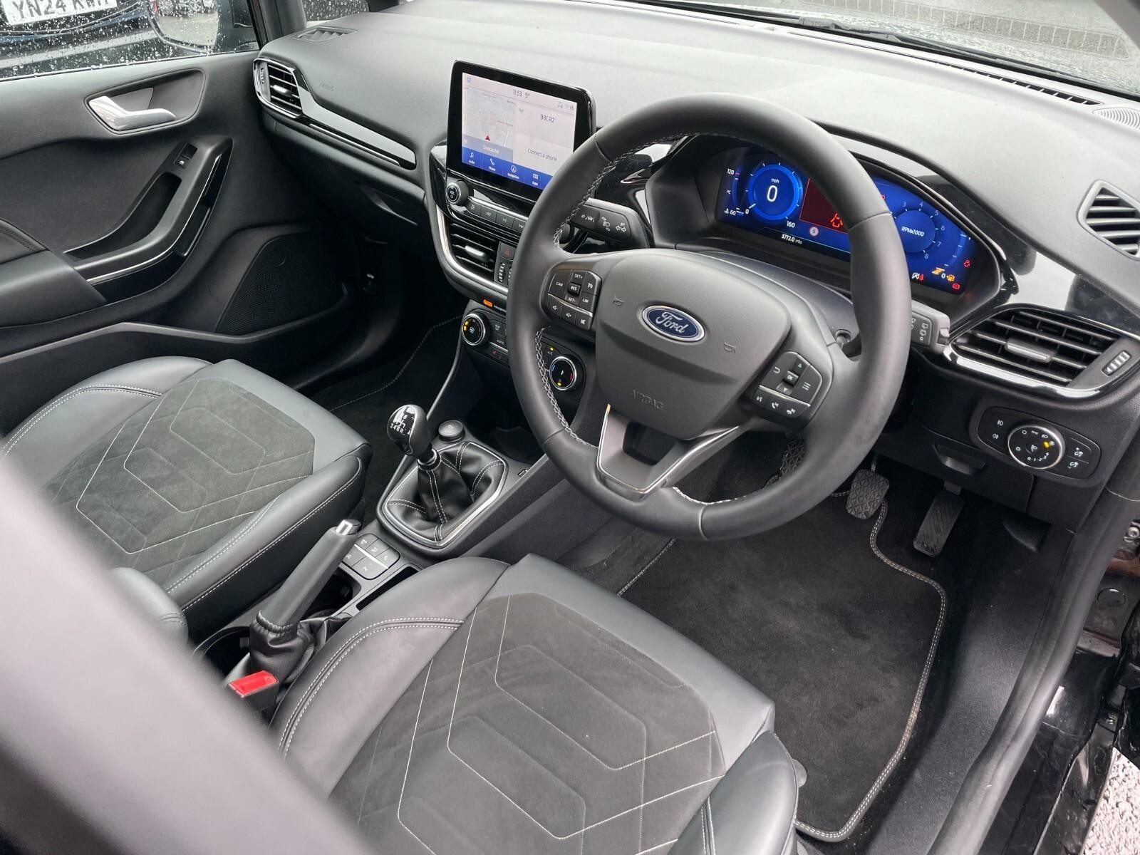 Ford Fiesta 1.0 EcoBoost 125 Titanium 5dr (YN23NVW) image 14