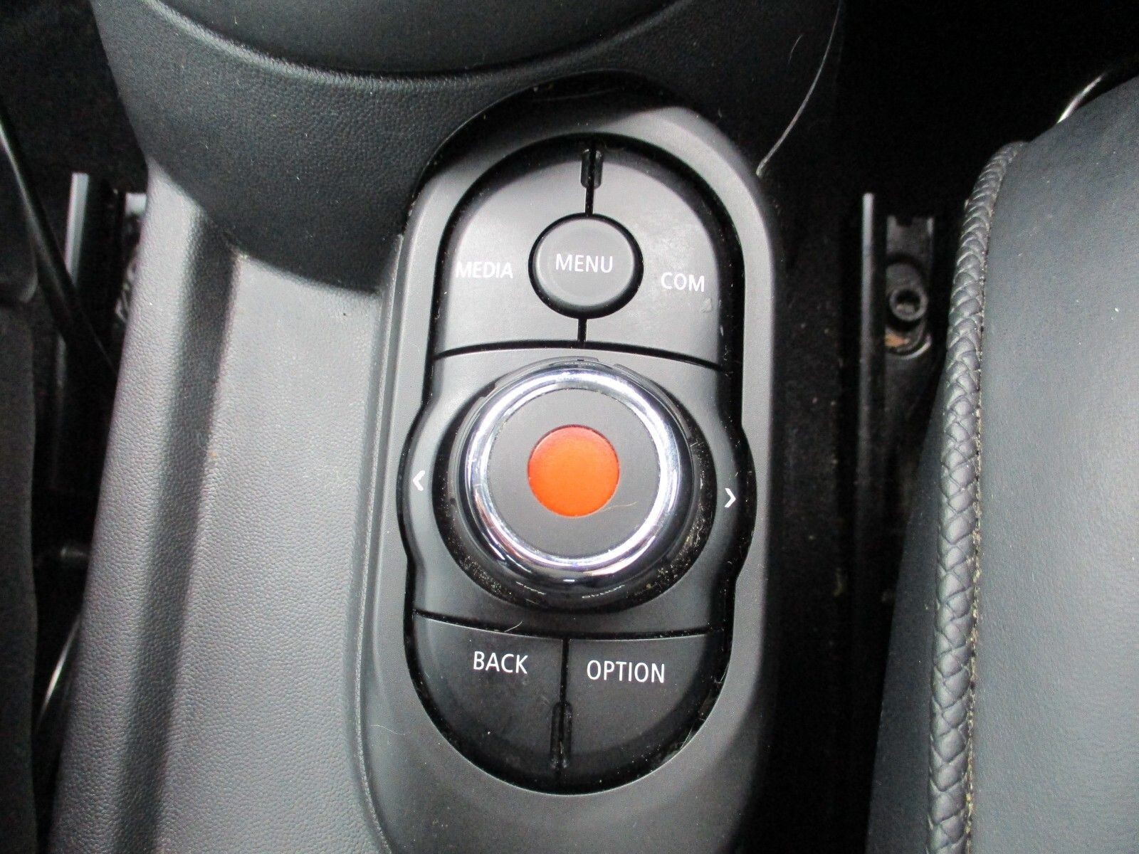 MINI Hatch 3-Door Hatch Cooper S Exclusive (YB69LJO) image 20