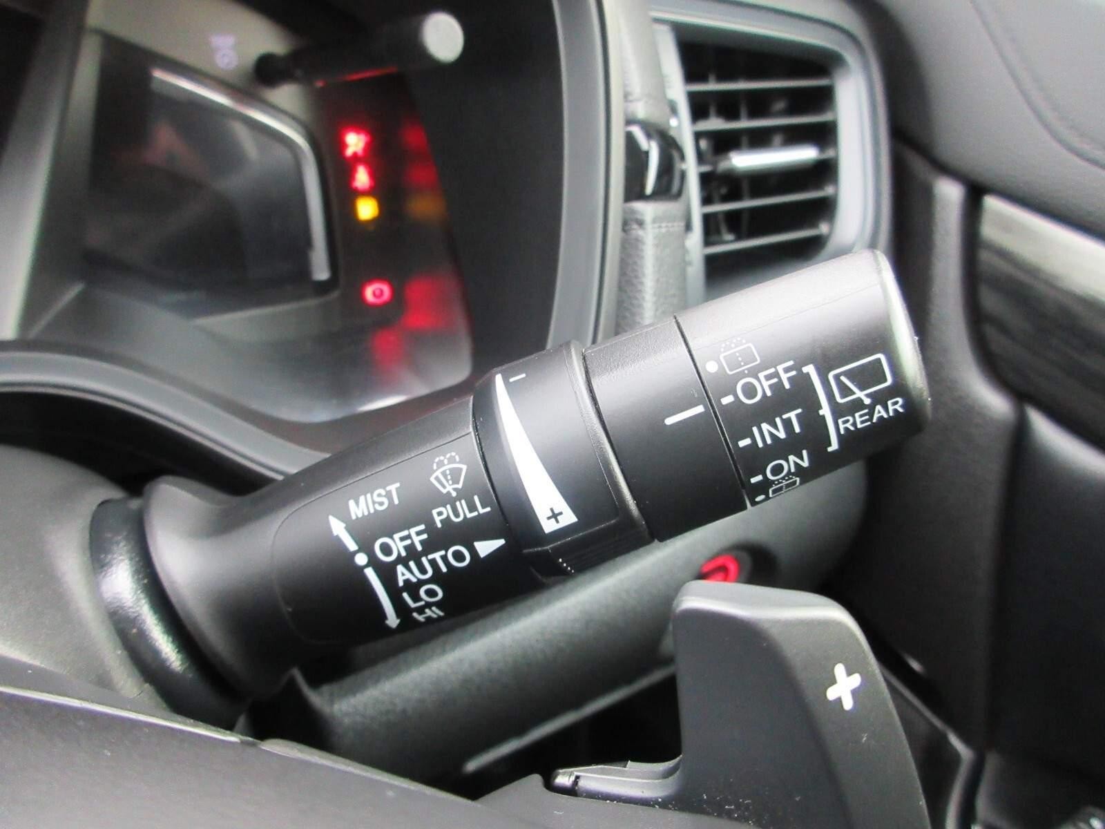 Honda CR-V 2.0 i-MMD Hybrid Sport Line 2WD 5dr eCVT (YN71XJT) image 14