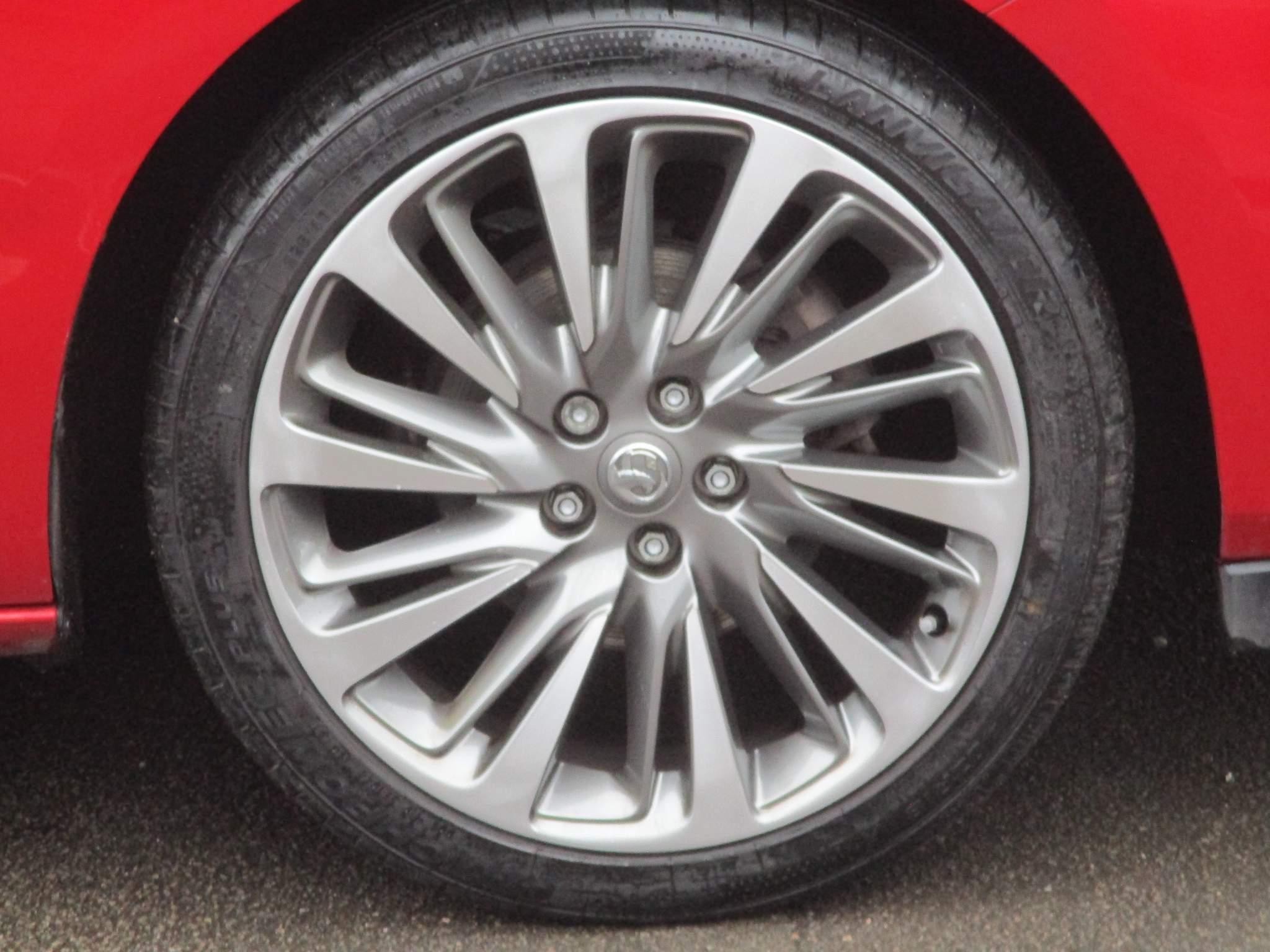 Vauxhall Astra 1.2 Turbo SRi VX Line Nav Hatchback 5dr Petrol Manual Euro 6 (s/s) (145 ps) (PE70HUY) image 8