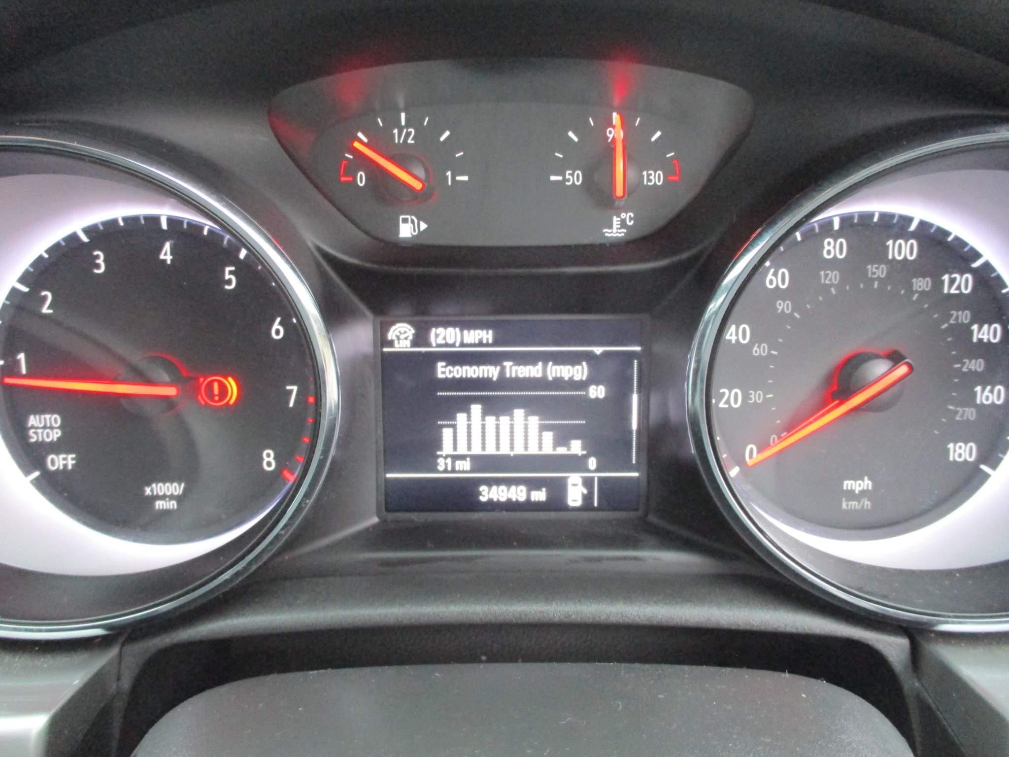 Vauxhall Astra 1.2 Turbo SRi VX Line Nav Hatchback 5dr Petrol Manual Euro 6 (s/s) (145 ps) (PE70HUY) image 12