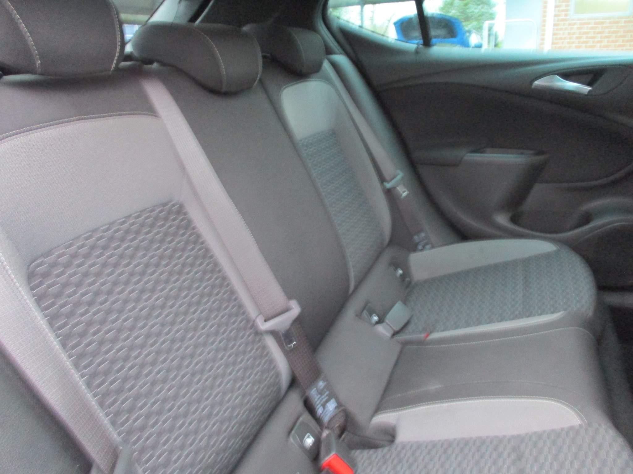 Vauxhall Astra 1.2 Turbo SRi VX Line Nav Hatchback 5dr Petrol Manual Euro 6 (s/s) (145 ps) (PE70HUY) image 15