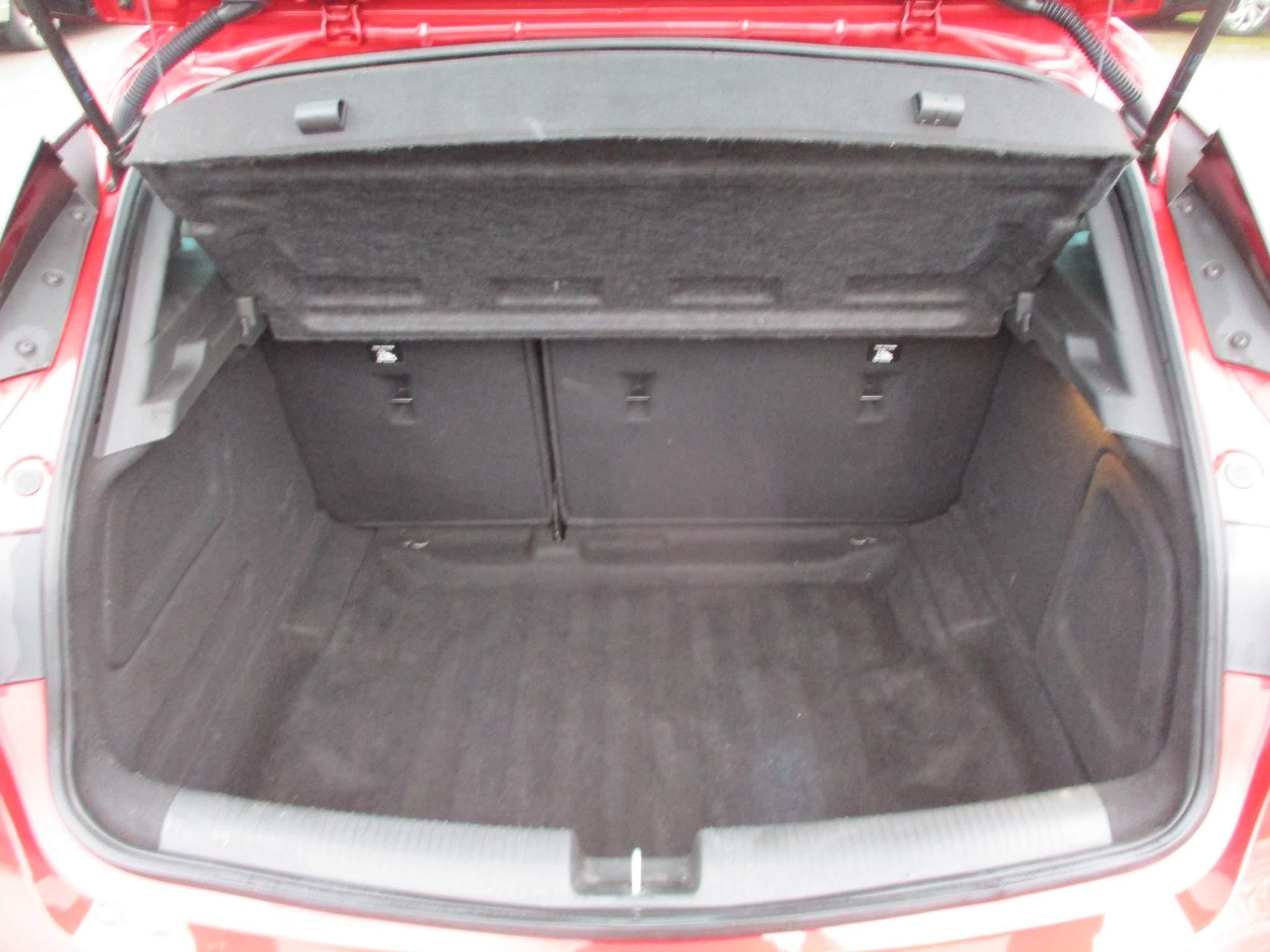 Vauxhall Astra 1.2 Turbo SRi VX Line Nav Hatchback 5dr Petrol Manual Euro 6 (s/s) (145 ps) (PE70HUY) image 16