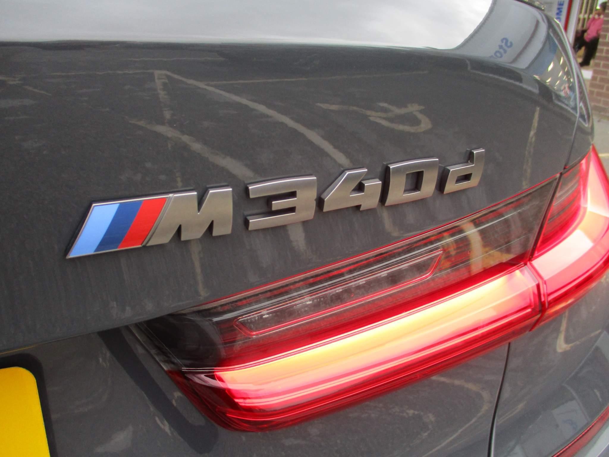 BMW 3 Series M340d xDrive Saloon (MW70RNY) image 27