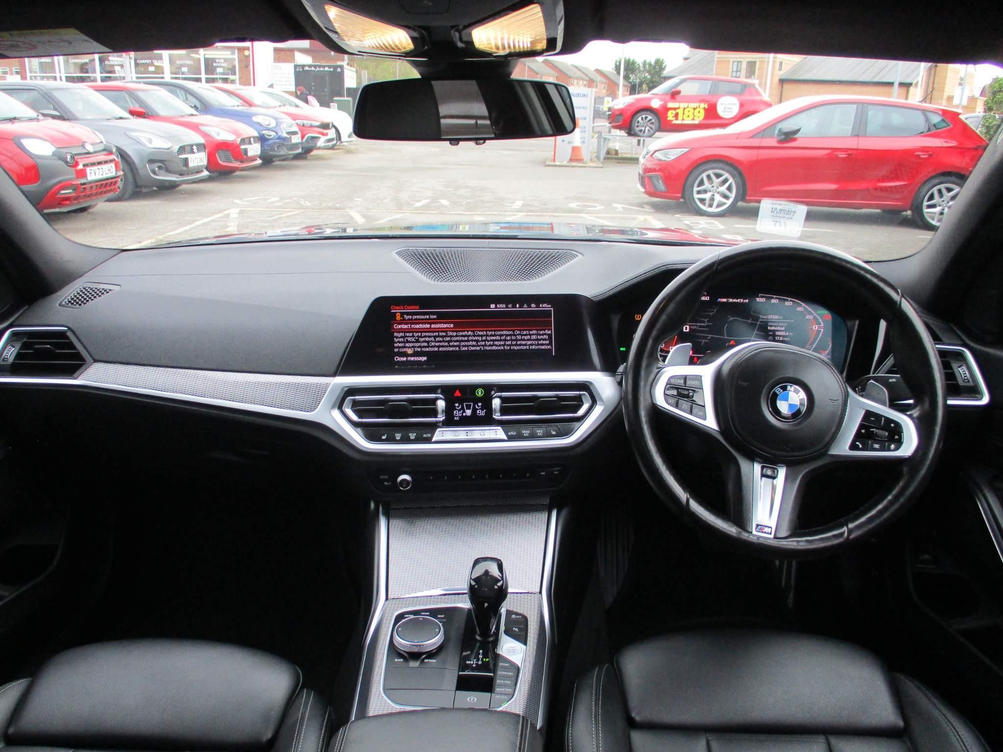 BMW 3 Series M340d xDrive Saloon (MW70RNY) image 36
