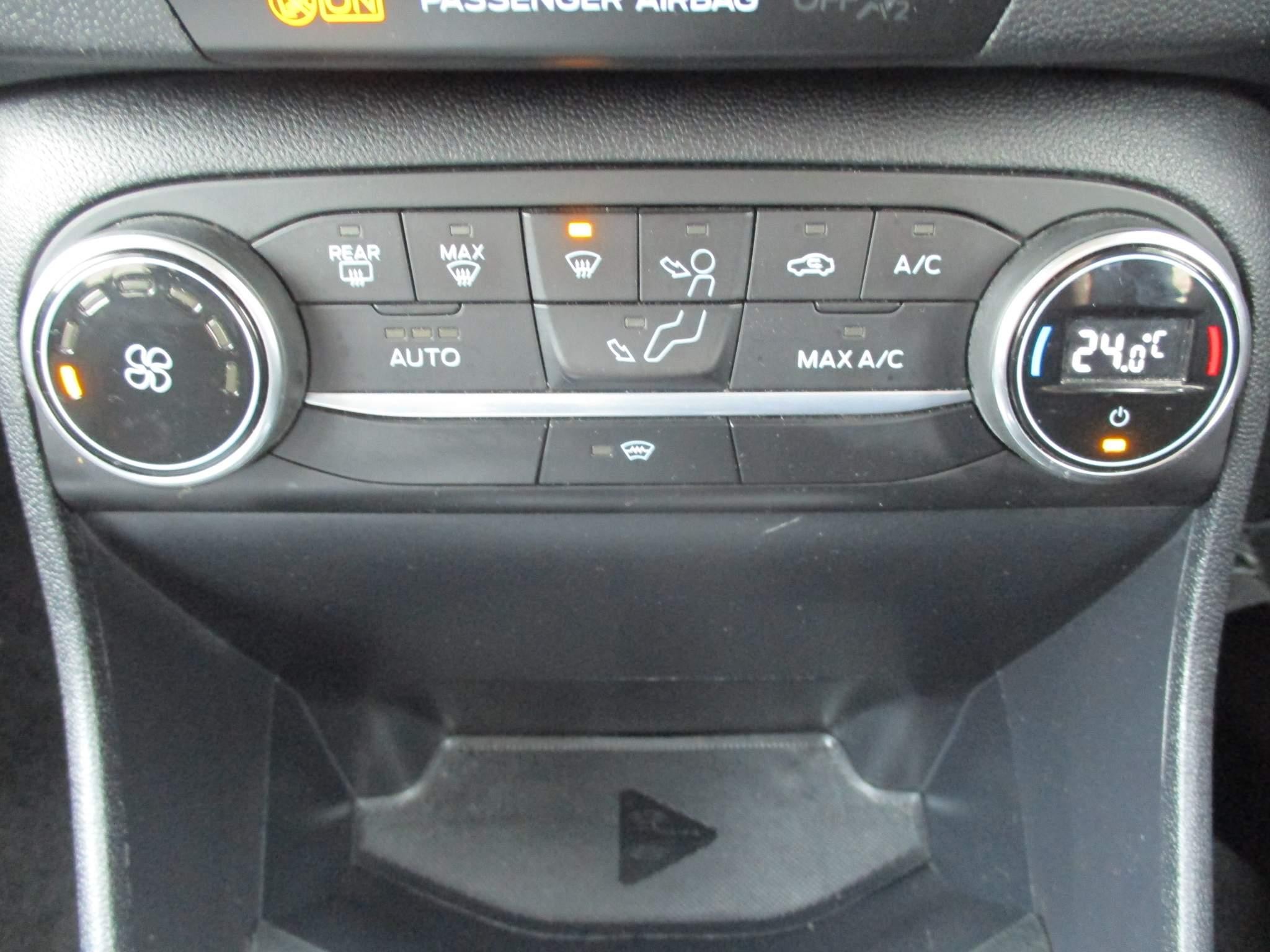 Ford Fiesta 1.0 EcoBoost Hybrid mHEV 125 Titanium X 5dr (RE70XWR) image 16