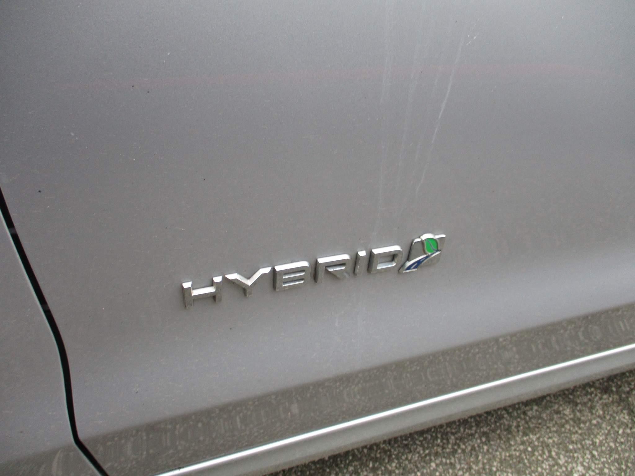 Ford Mondeo 2.0 Hybrid Titanium Edition 4dr Auto (YS70MPX) image 23