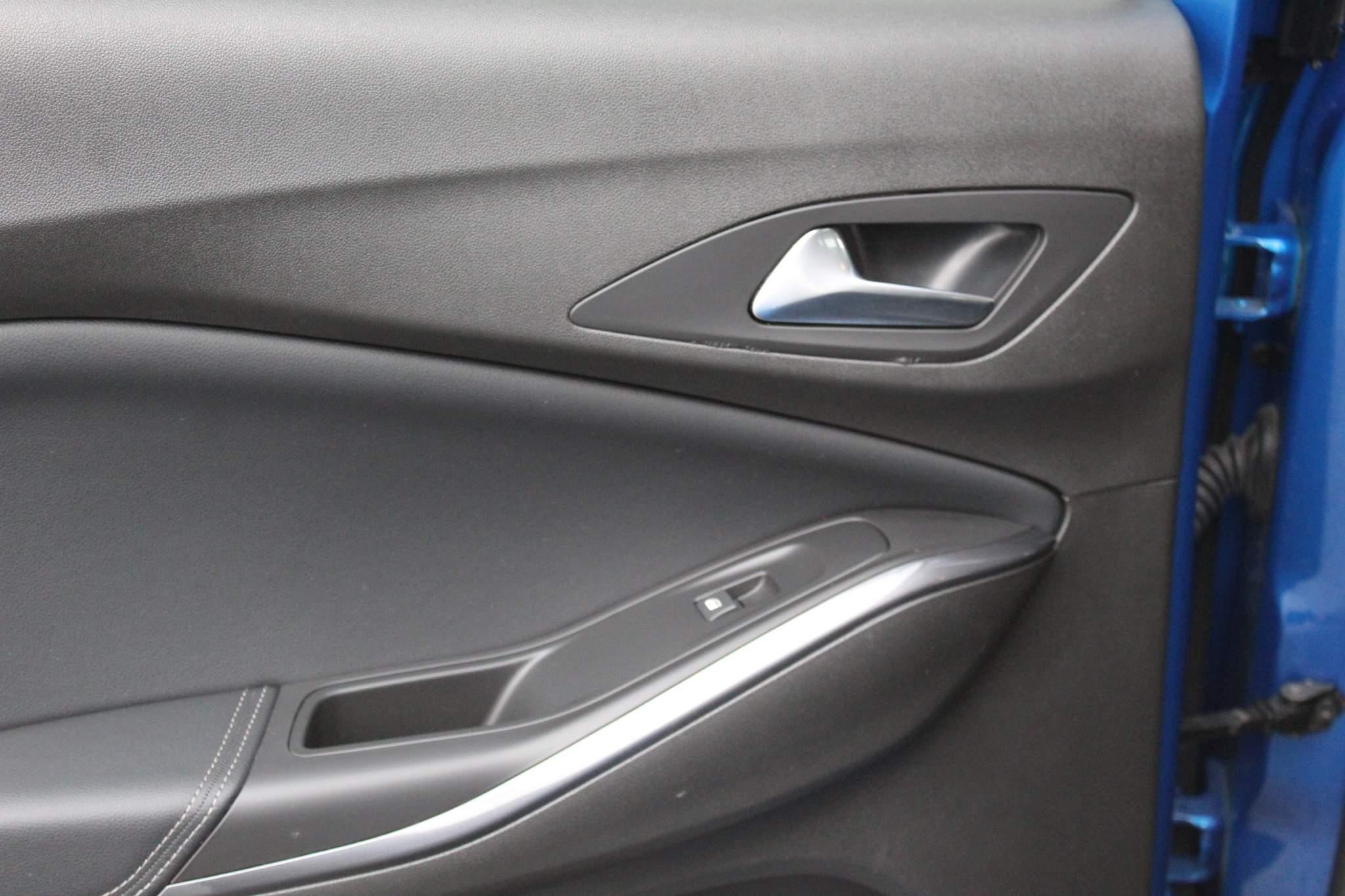 Vauxhall Grandland X 1.6 13.2kWh Business Edition Nav Premium SUV 5dr Petrol Plug-in Hybrid Auto 4WD Euro 6 (s/s) Hybrid4 (300 ps) (DL70JZJ) image 23