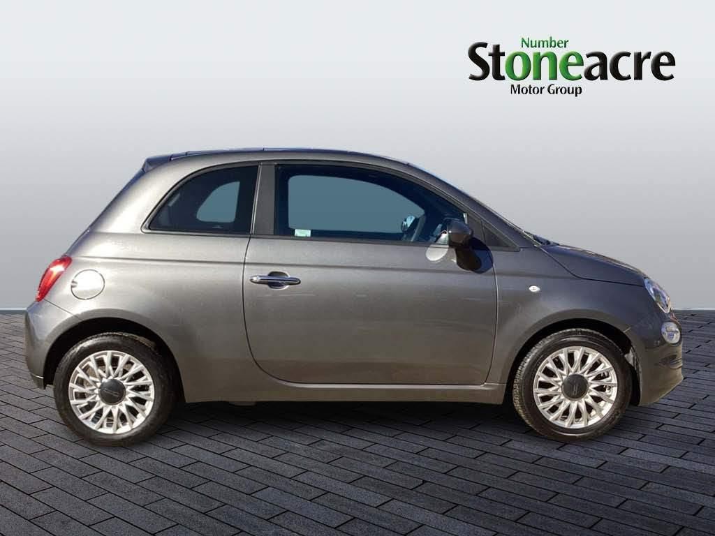Fiat 500 1.0 Mild Hybrid Lounge 3dr (YN21ONB) image 1