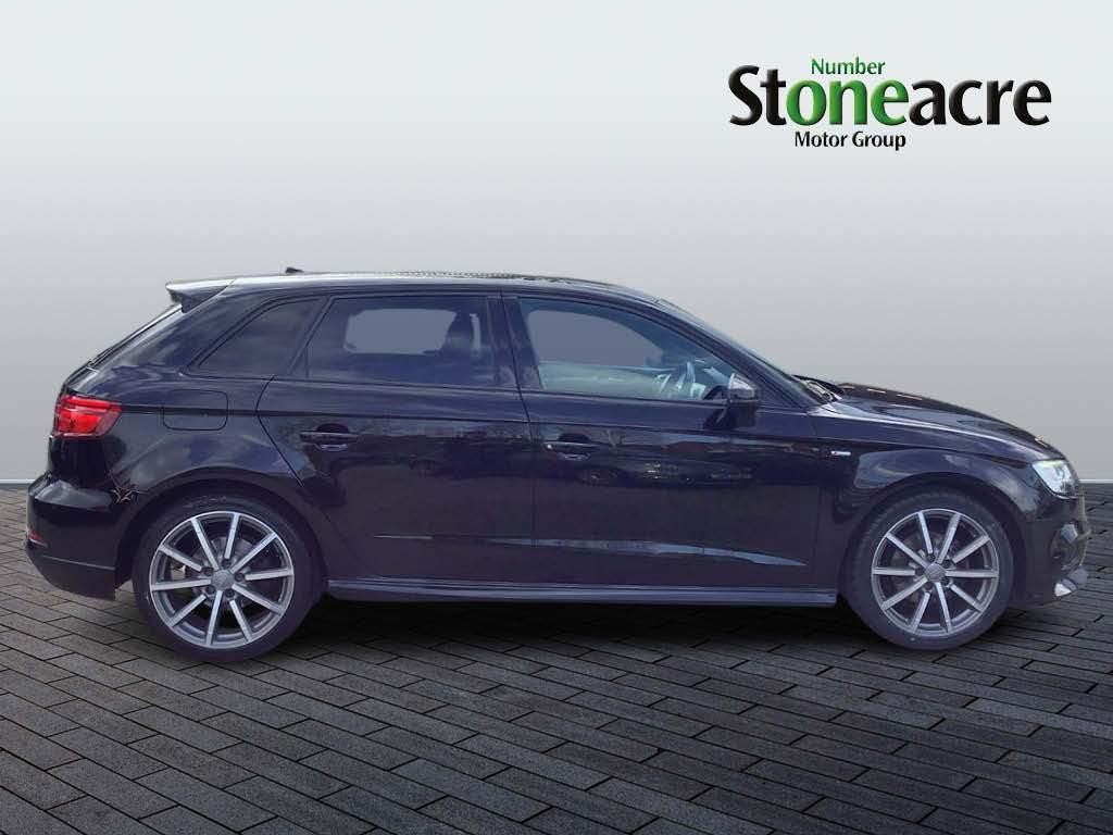 Audi A3 1.5 TFSI CoD Black Edition Sportback 5dr Petrol S Tronic Euro 6 (s/s) (150 ps) (BP18JXC) image 1