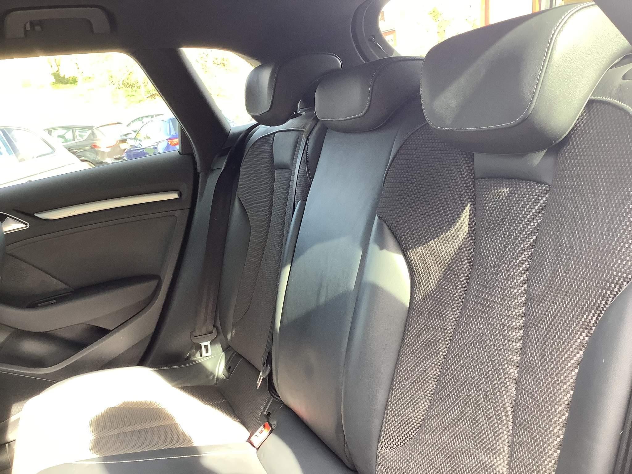 Audi A3 1.5 TFSI CoD Black Edition Sportback 5dr Petrol S Tronic Euro 6 (s/s) (150 ps) (BP18JXC) image 45