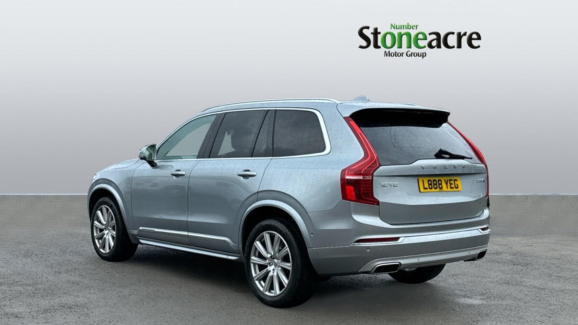 Volvo XC90 2.0 D5 Inscription 5dr AWD Geartronic (L888YEG) image 1