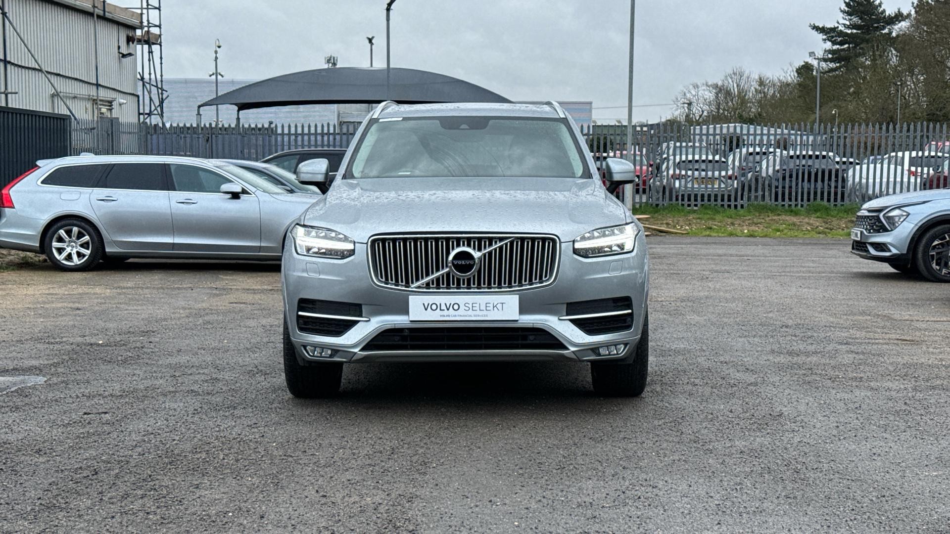 Volvo XC90 2.0 D5 Inscription 5dr AWD Geartronic (L888YEG) image 11