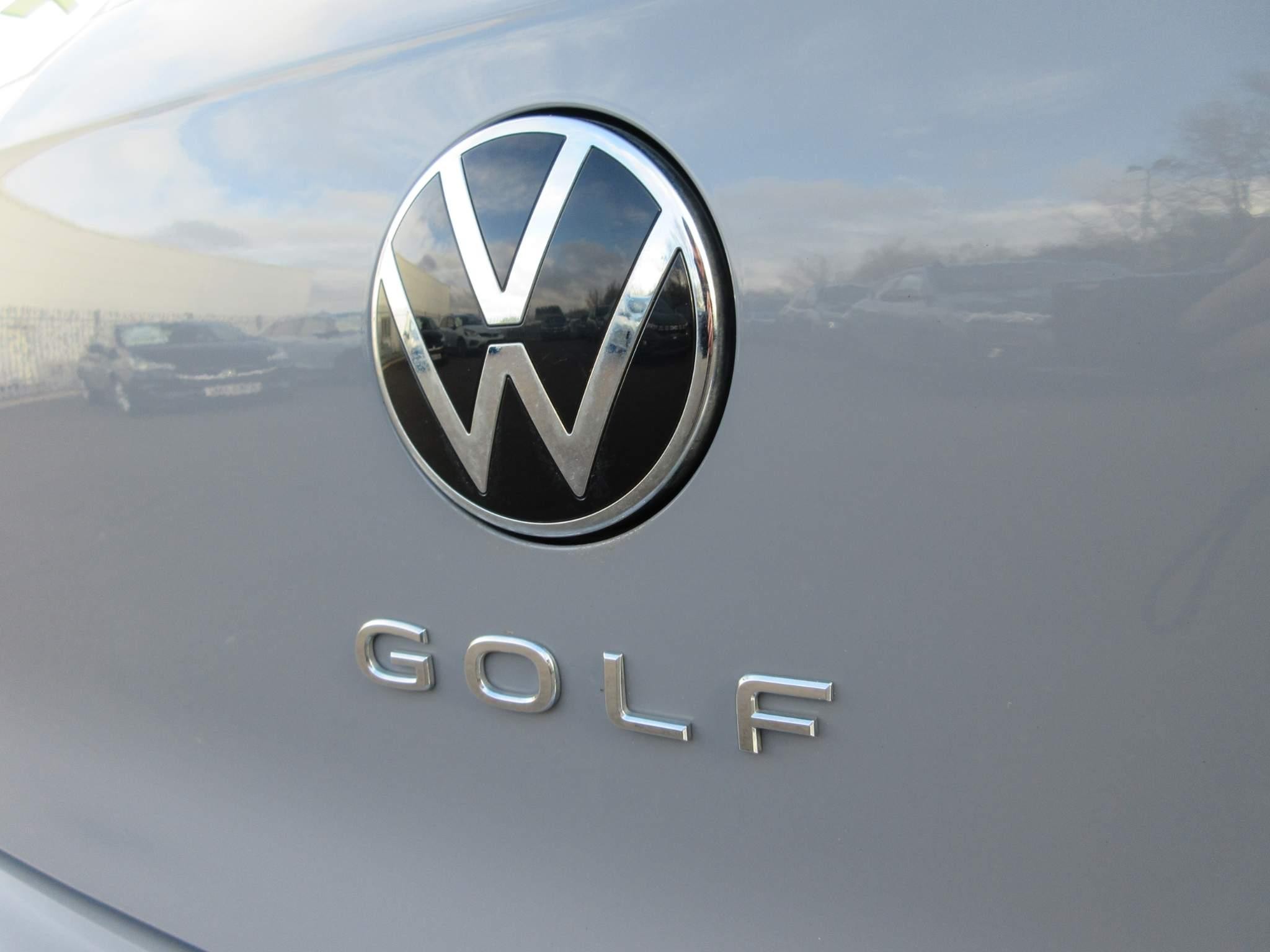 Volkswagen Golf 1.5 TSI Style Hatchback 5dr Petrol Manual Euro 6 (s/s) (130 ps) (NU70YOJ) image 12