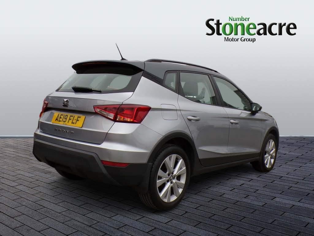 SEAT Arona 1.6 TDI SE Technology Lux SUV 5dr Diesel Manual Euro 6 (s/s) (115 ps) (AE19FLF) image 2