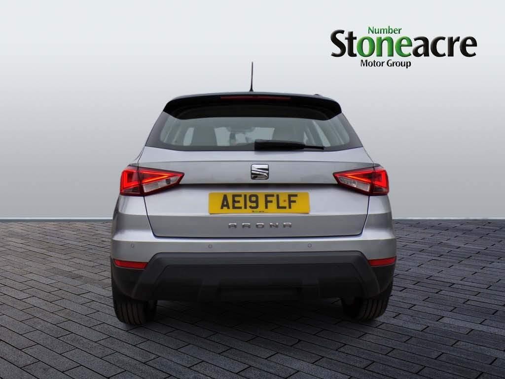 SEAT Arona 1.6 TDI SE Technology Lux SUV 5dr Diesel Manual Euro 6 (s/s) (115 ps) (AE19FLF) image 3
