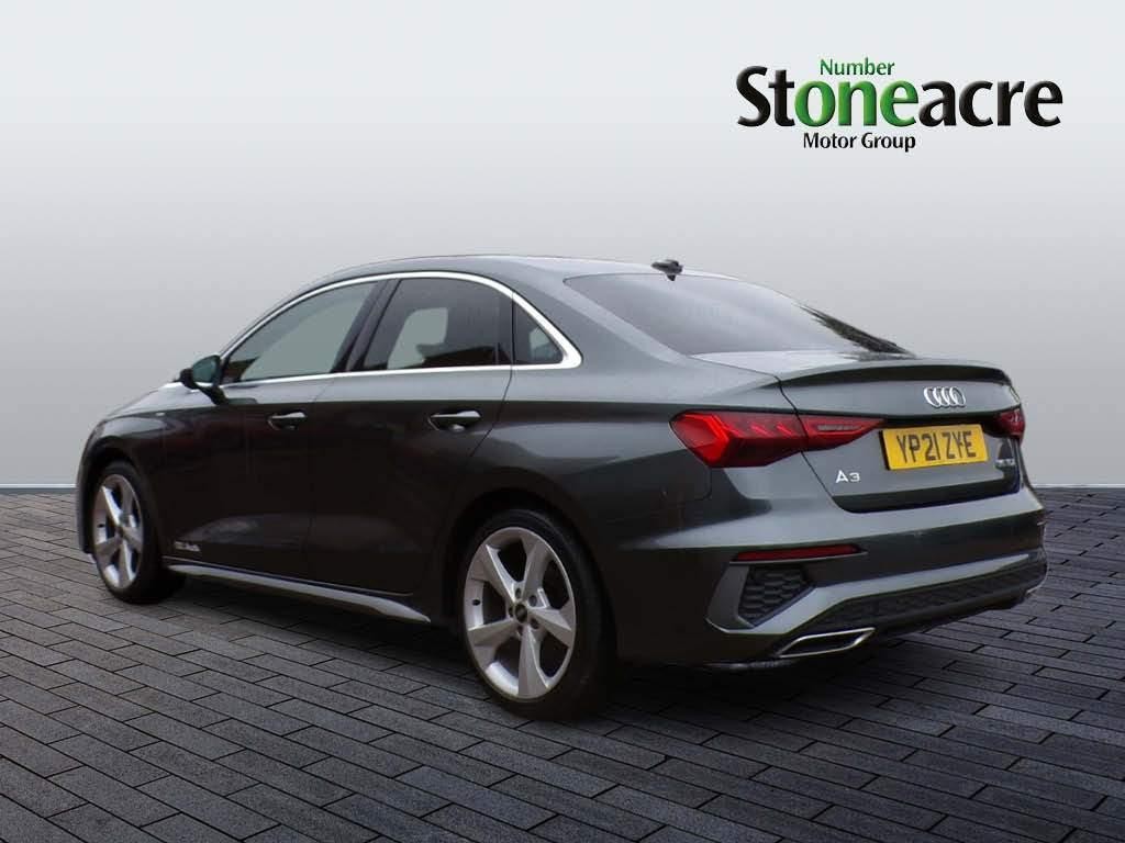 Audi A3 2.0 TDI 35 S line Saloon 4dr Diesel S Tronic Euro 6 (s/s) (150 ps) (YP21ZYE) image 4