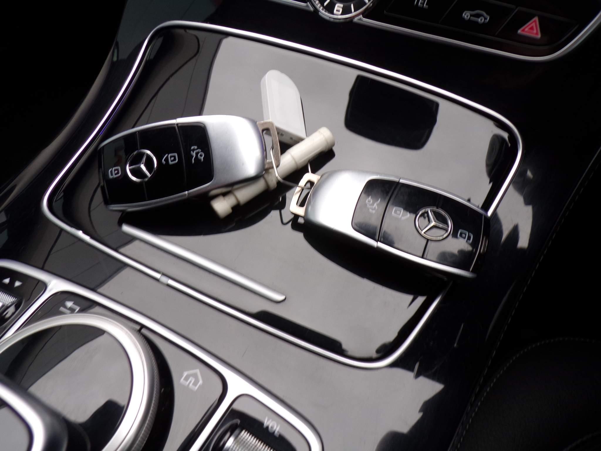 Mercedes-Benz E Class 3.0 E350d V6 SE Saloon 4dr Diesel G-Tronic+ Euro 6 (s/s) (258 ps) (SG67ZZX) image 20