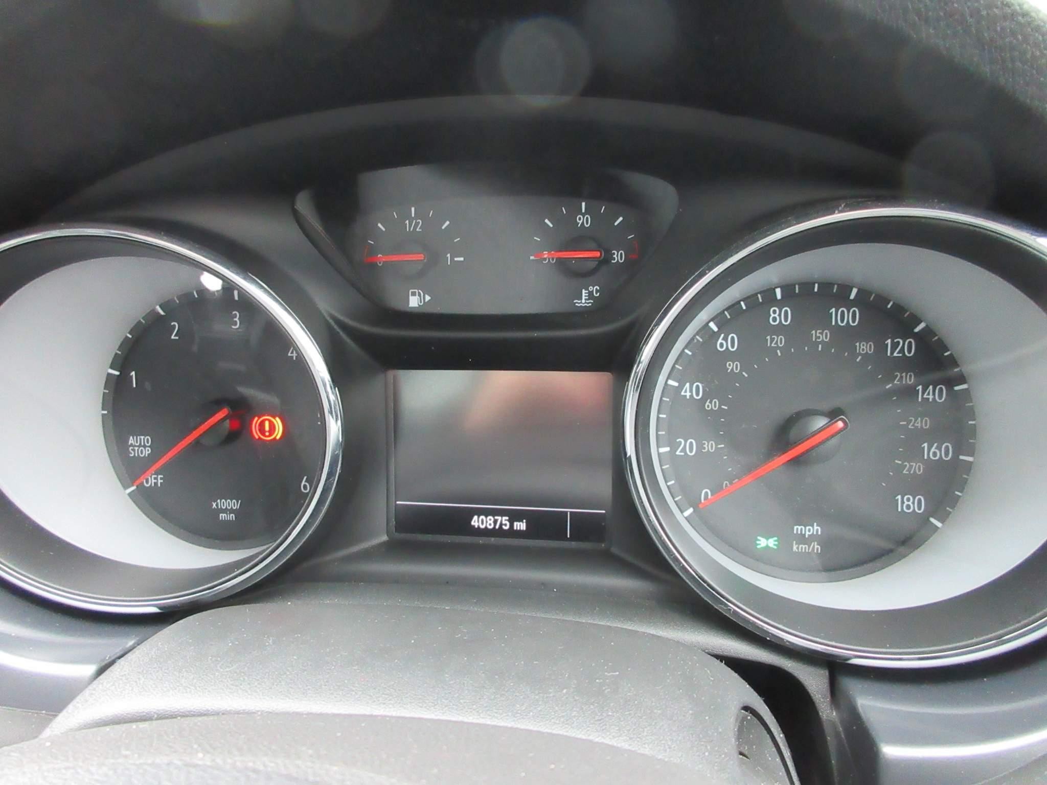 Vauxhall Astra 1.5 Turbo D Business Edition Nav Hatchback 5dr Diesel Manual Euro 6 (s/s) (122 ps) (NV21SVN) image 15