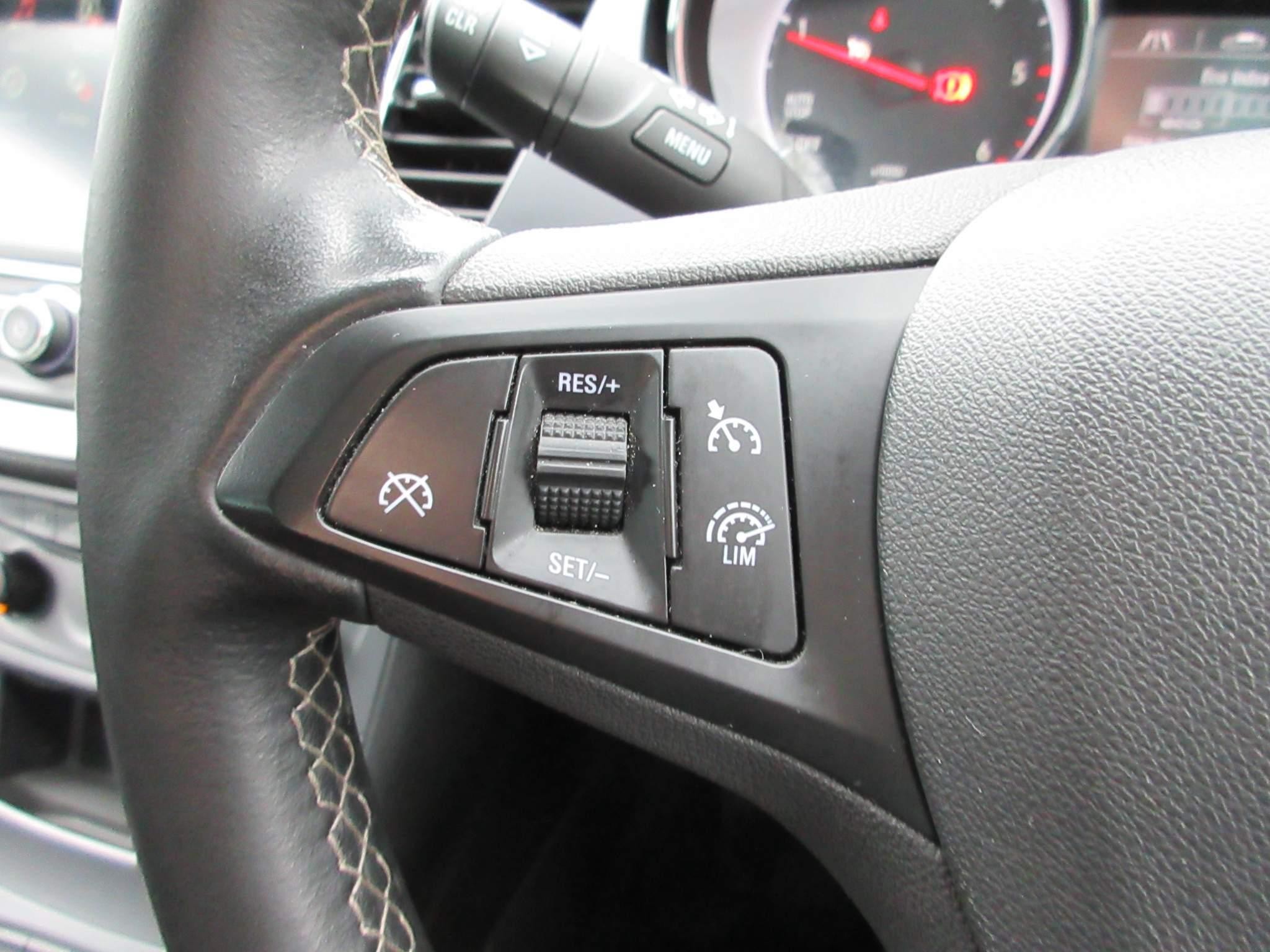 Vauxhall Astra 1.5 Turbo D Business Edition Nav Hatchback 5dr Diesel Manual Euro 6 (s/s) (122 ps) (NV21SVN) image 20