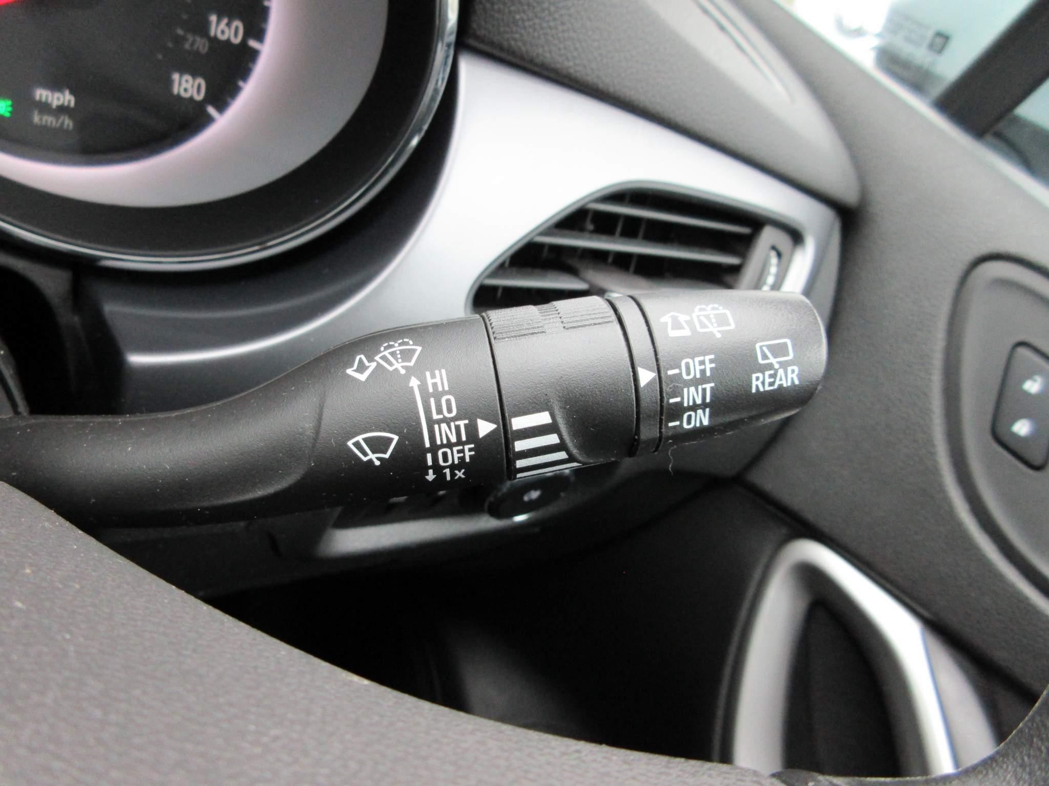 Vauxhall Astra 1.5 Turbo D Business Edition Nav Hatchback 5dr Diesel Manual Euro 6 (s/s) (122 ps) (NV21SVN) image 23