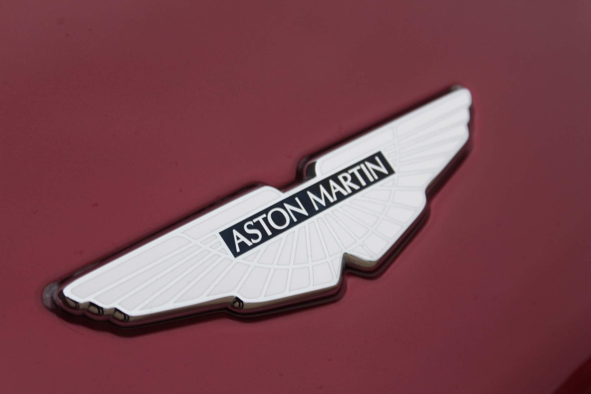 Aston Martin DBS 5.2 V12 BiTurbo Superleggera Coupe 2dr Petrol Auto Euro 6 (s/s) (715 bhp) (V200DBS) image 25