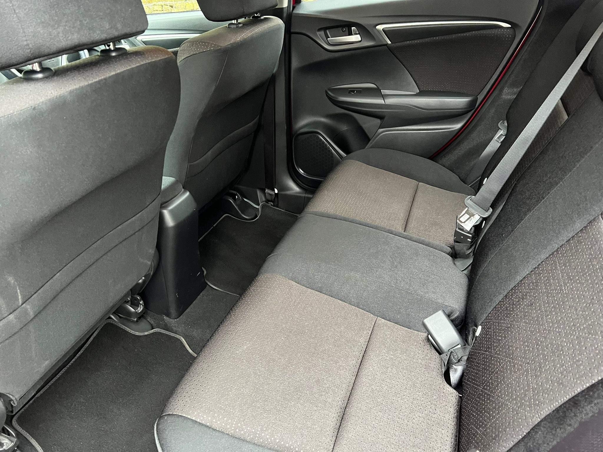 Honda Jazz 1.3 i-VTEC EX Hatchback 5dr Petrol CVT Euro 6 (s/s) (102 ps) (OE17OES) image 24