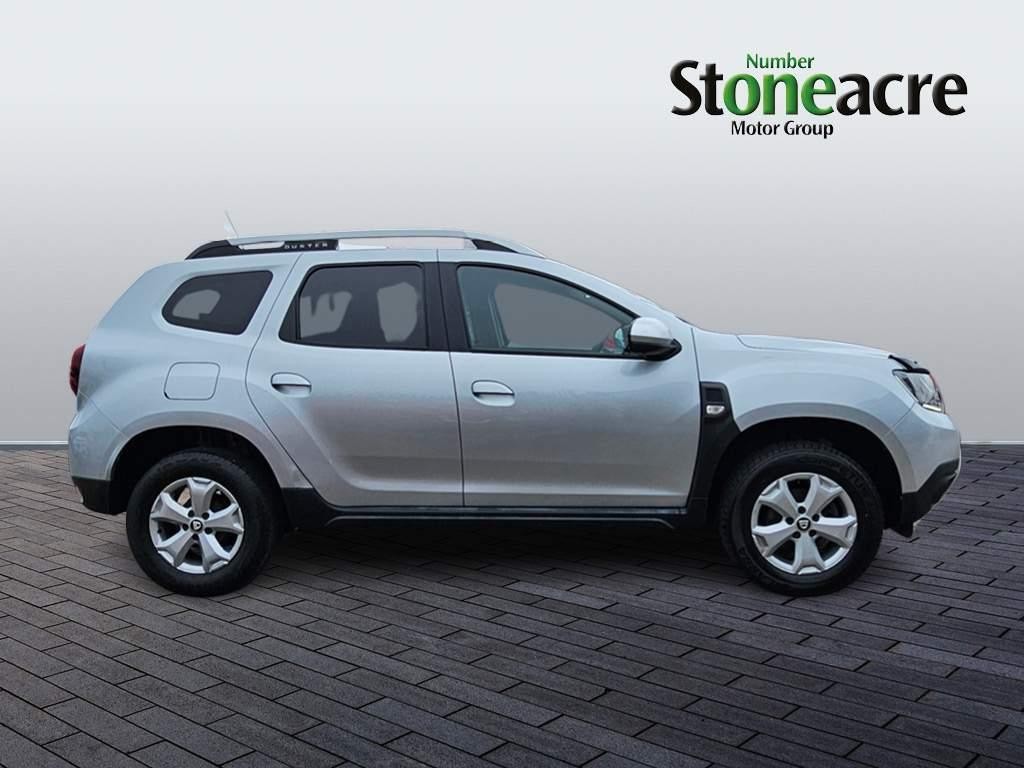 Dacia Duster 1.0 TCe 100 Comfort 5dr (NU70DNF) image 1
