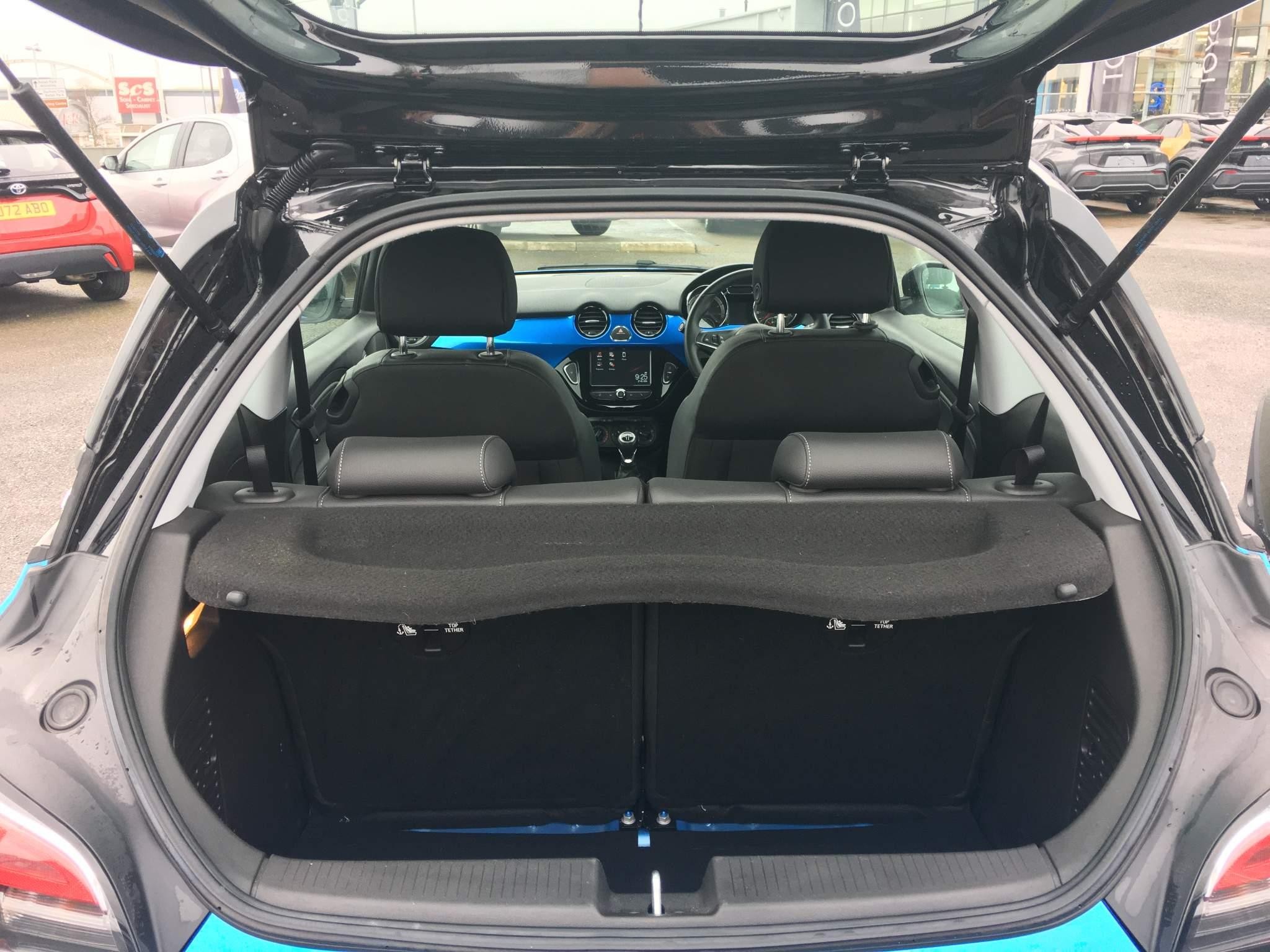 Vauxhall Adam 1.2i ENERGISED Hatchback 3dr Petrol Manual Euro 6 (70 ps) (PY68BWO) image 9