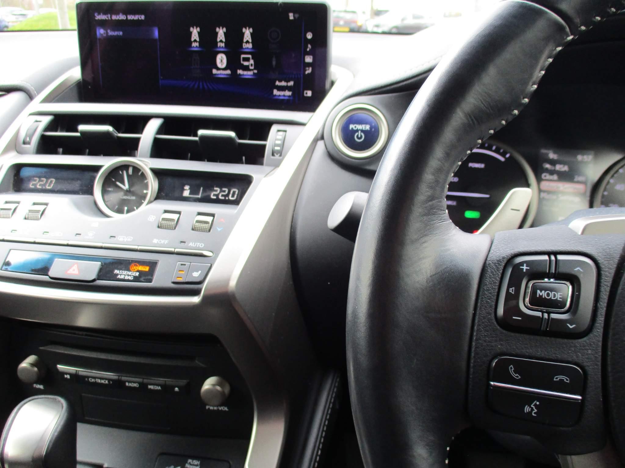Lexus NX 2.5 300h Luxury SUV 5dr Petrol Hybrid E-CVT 4WD Euro 6 (s/s) (197 ps) (NX18WNB) image 15