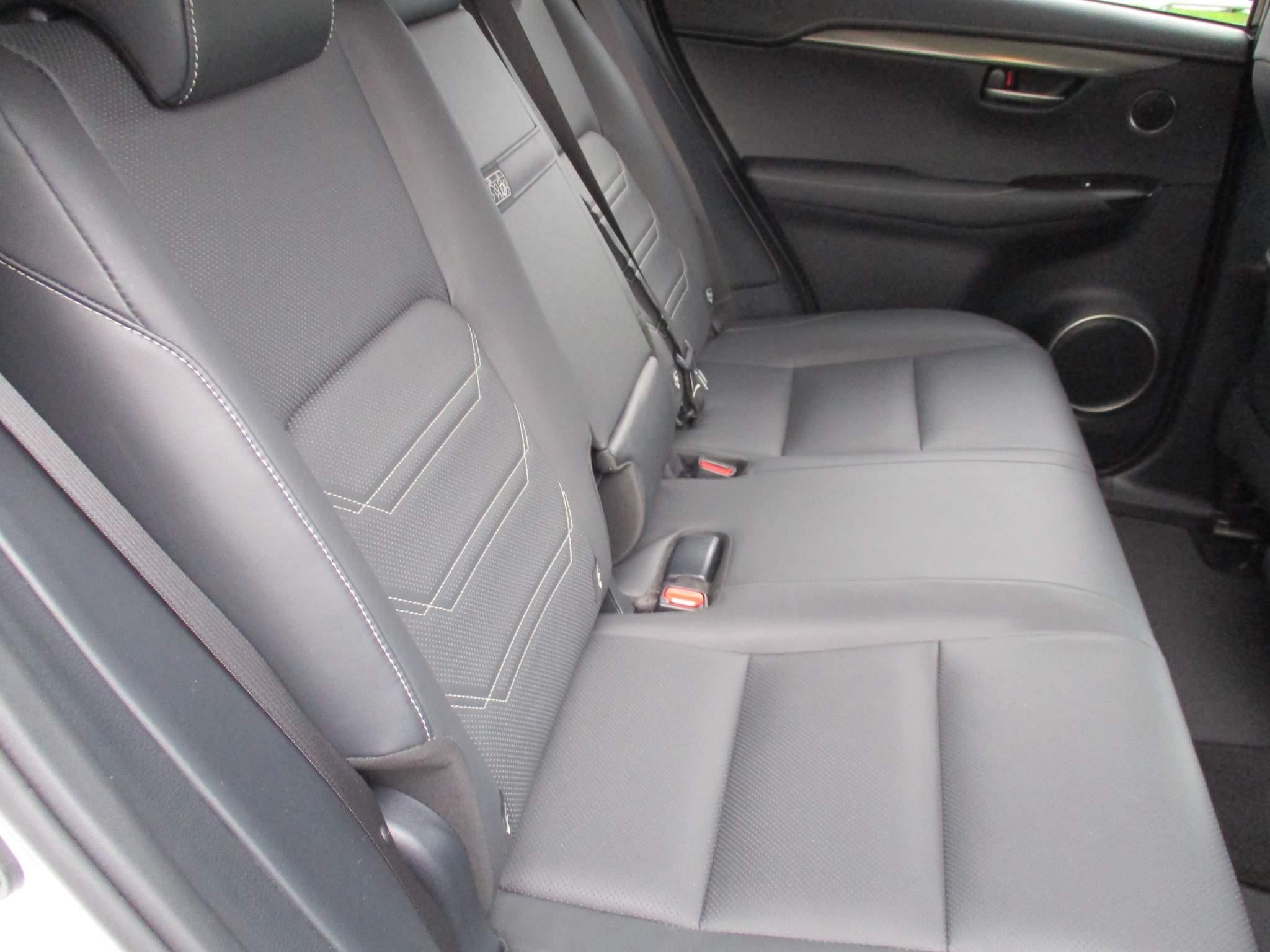 Lexus NX 2.5 300h Luxury SUV 5dr Petrol Hybrid E-CVT 4WD Euro 6 (s/s) (197 ps) (NX18WNB) image 16